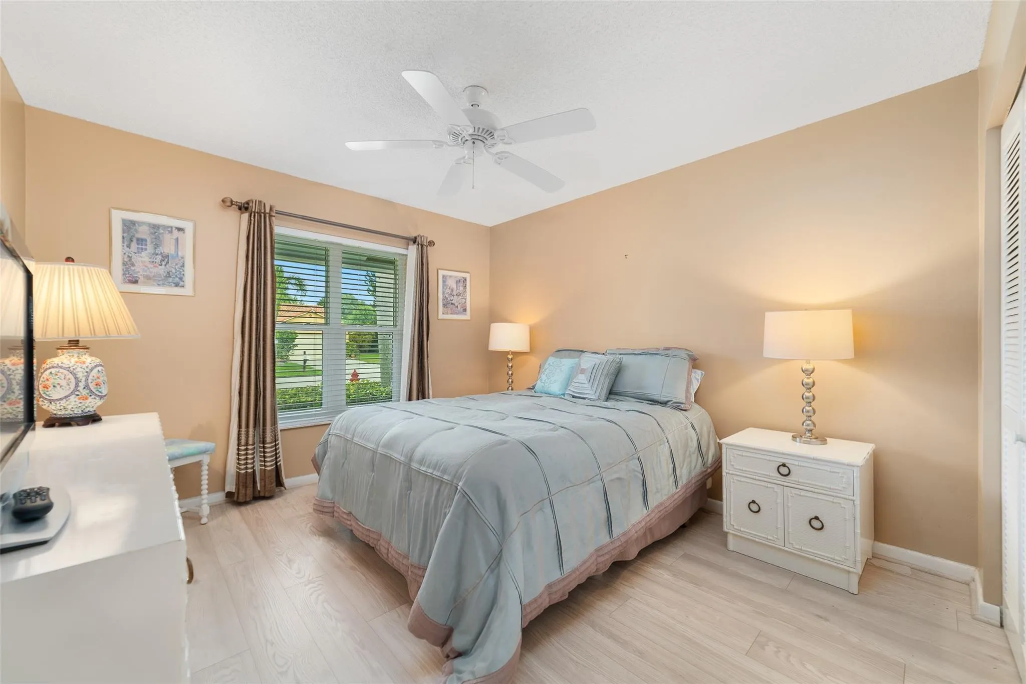 21314 Chinaberry Dr