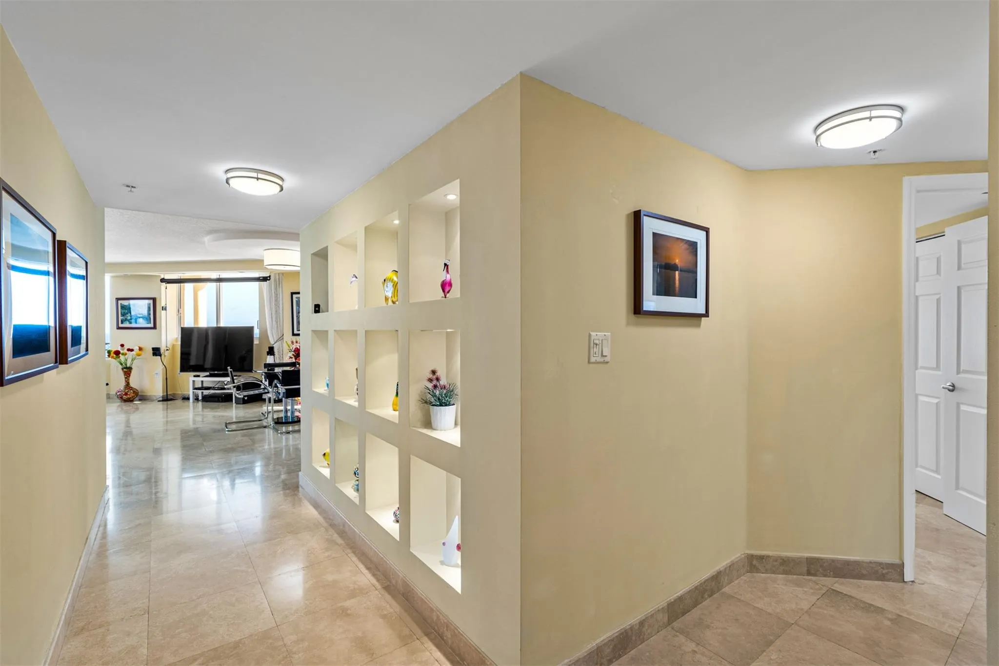 2011 N Ocean Blvd, #1601N
