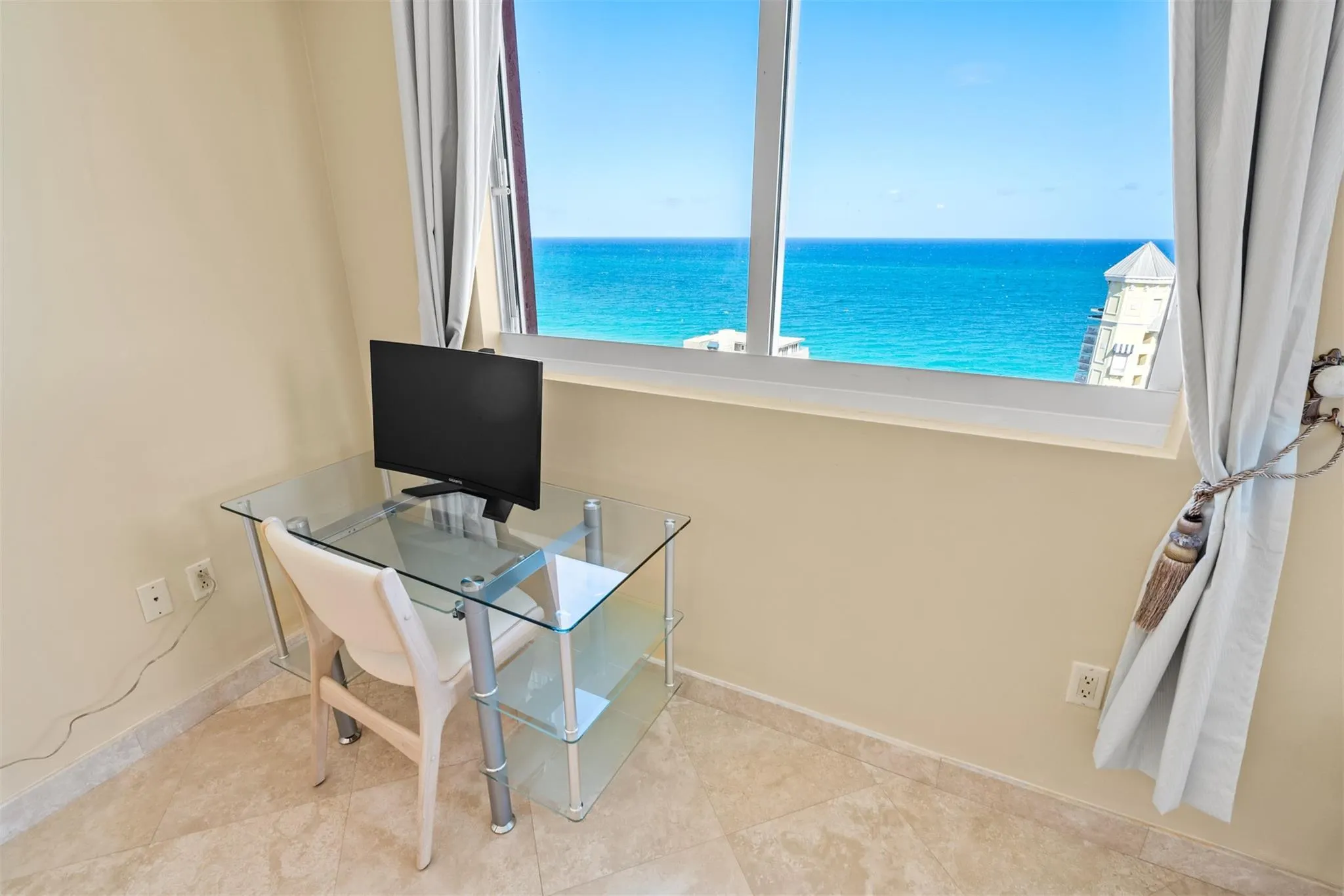 2011 N Ocean Blvd, #1601N