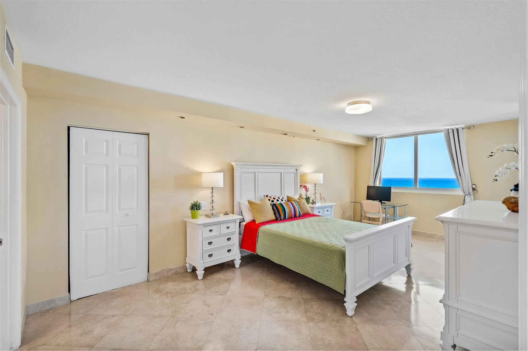 2011 N Ocean Blvd, #1601N