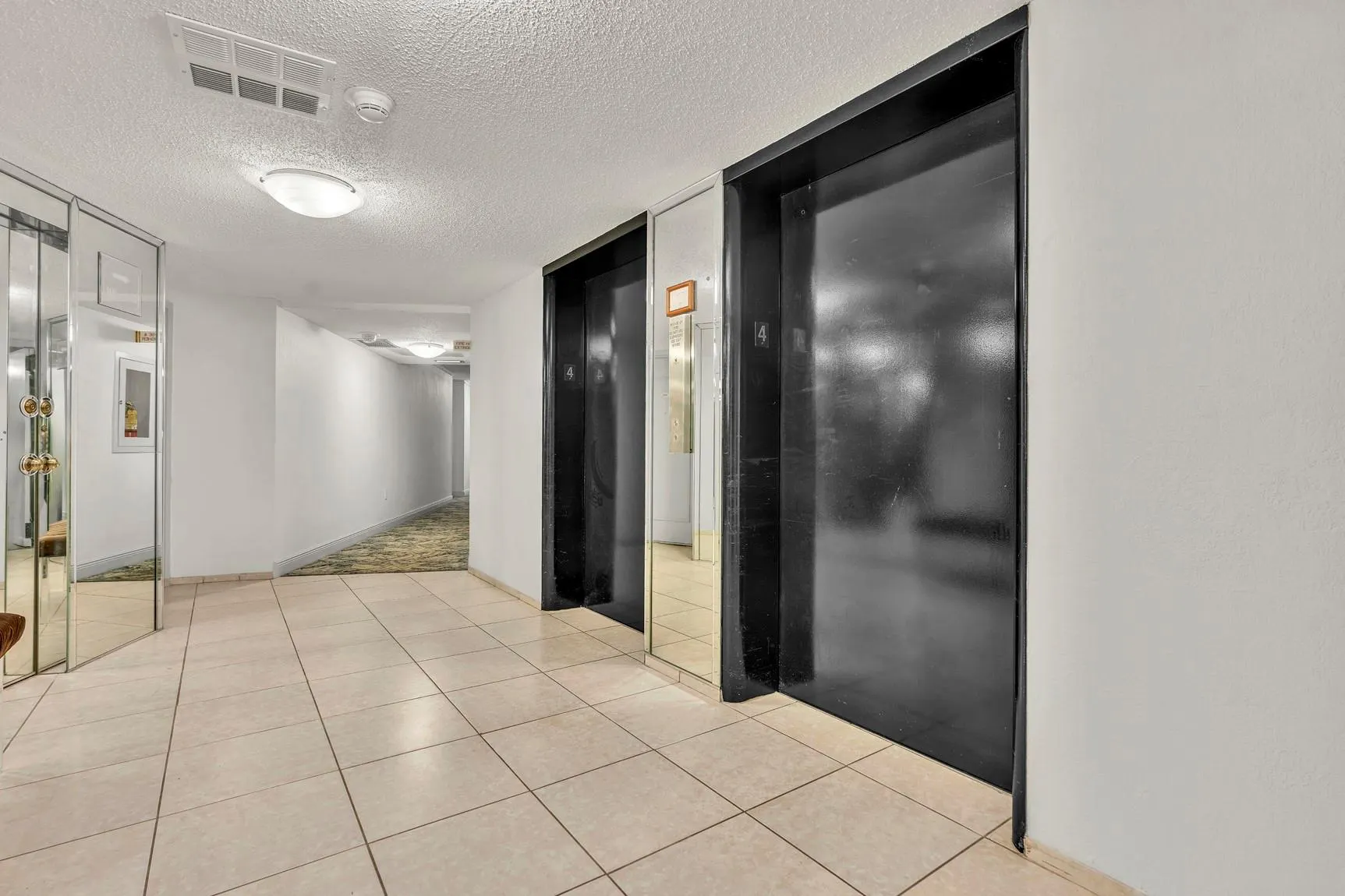 11930 N Bayshore Dr, #404