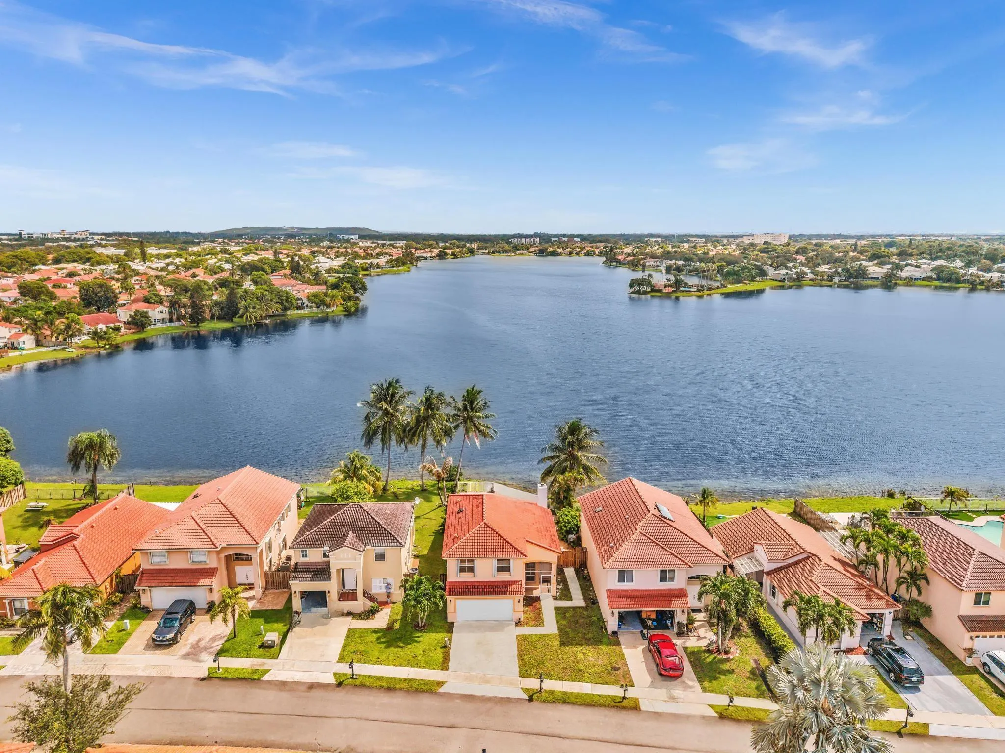 3218 W Buena Vista Dr