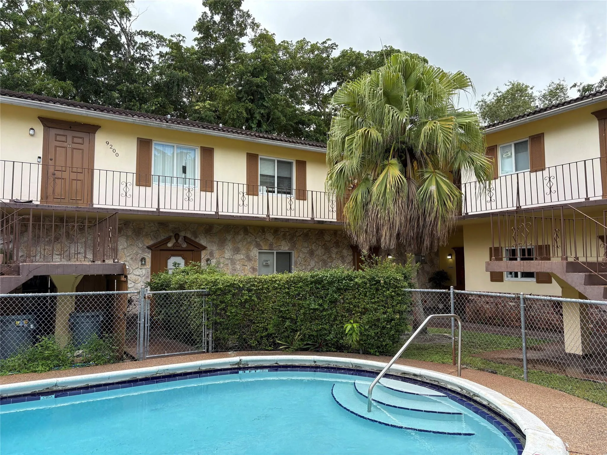9200 NW 38th Dr, #1A
