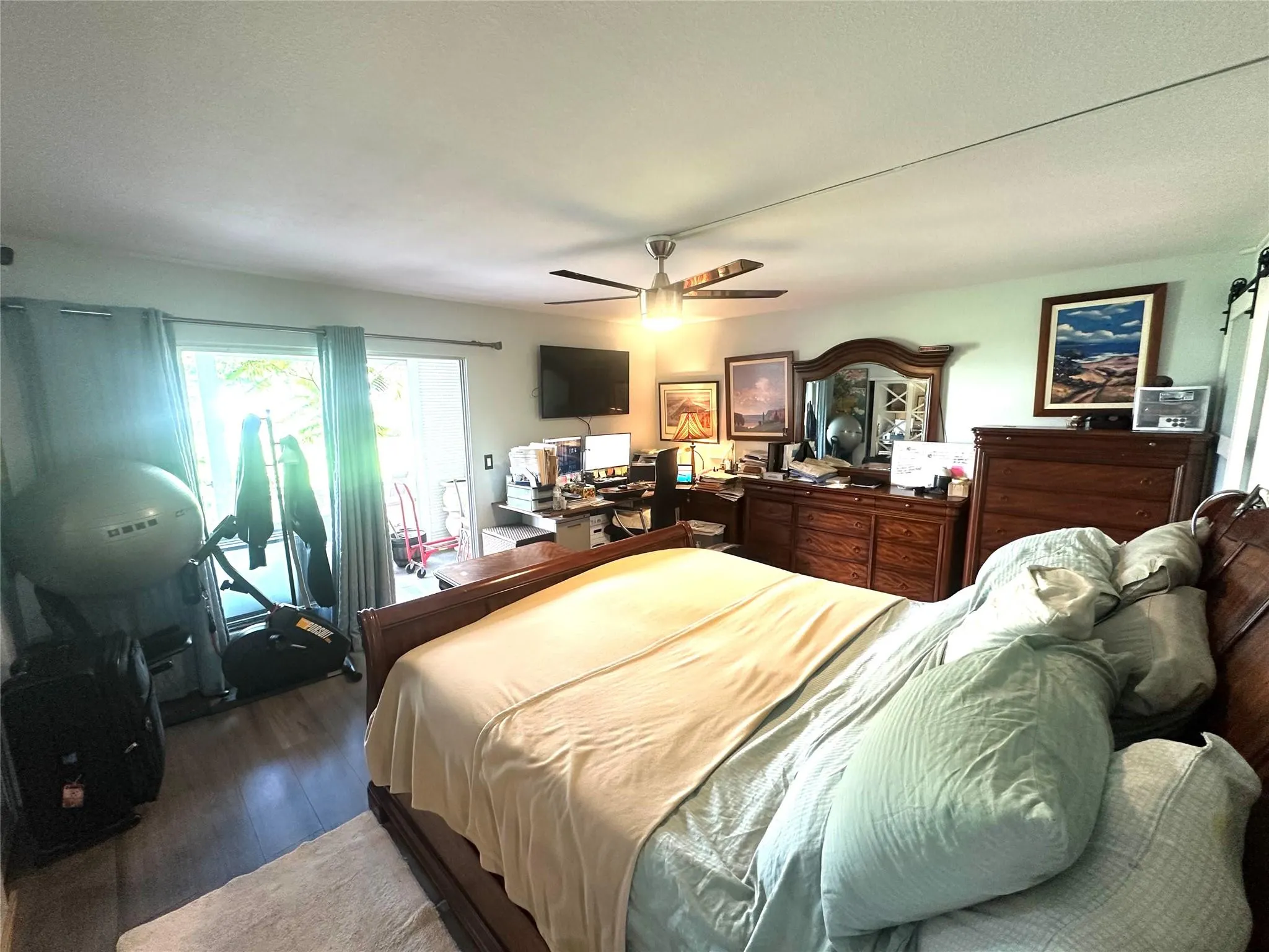 1092 Newport  S, #1092