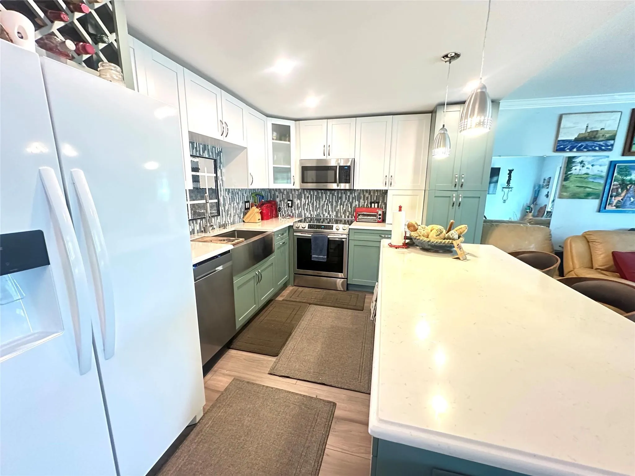 1092 Newport  S, #1092