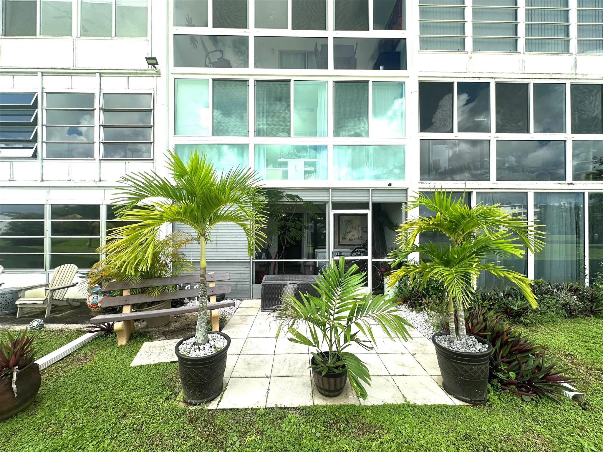 1092 Newport  S, #1092