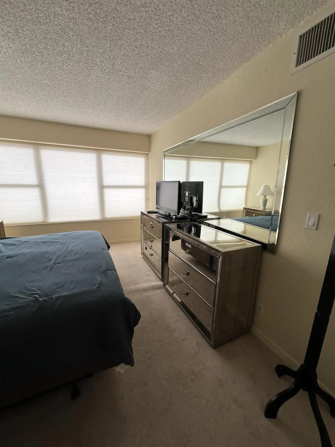 3800 Galt Ocean Dr, #215