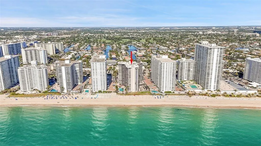 3800 Galt Ocean Dr, #215