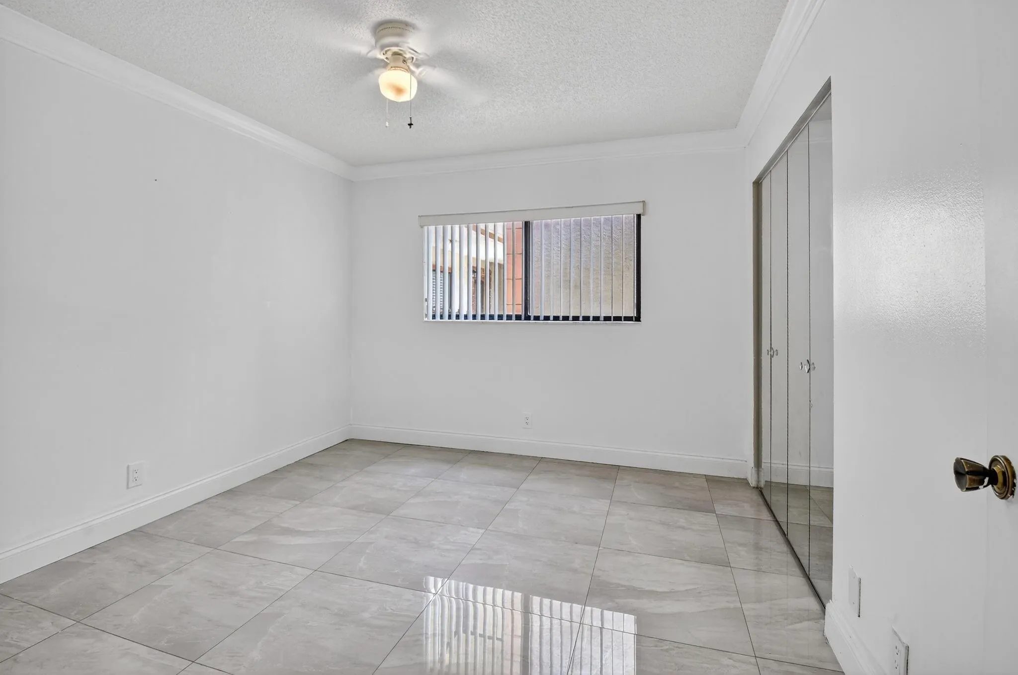 15401 Pembridge Ave, #13