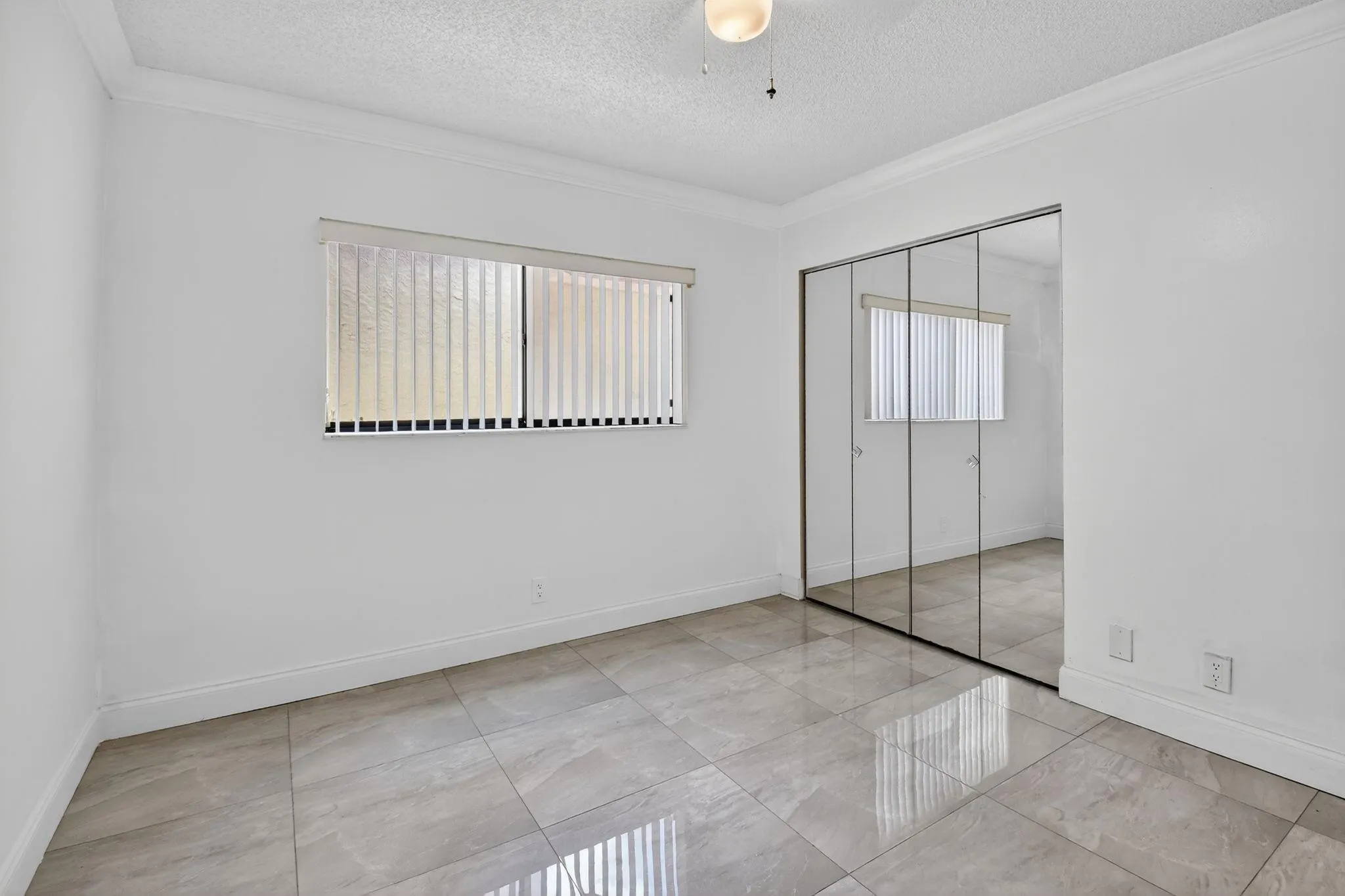 15401 Pembridge Ave, #13