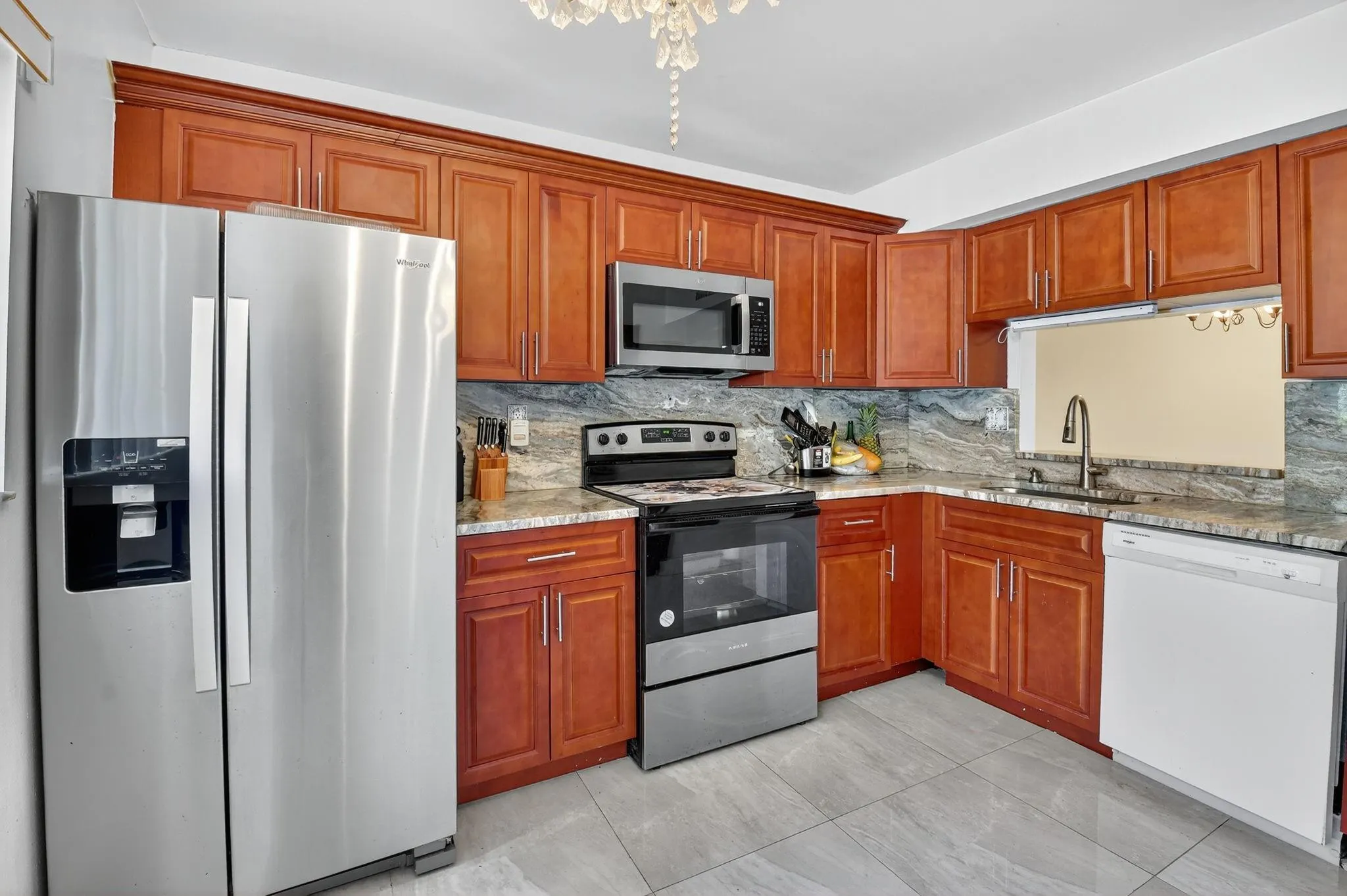 15401 Pembridge Ave, #13