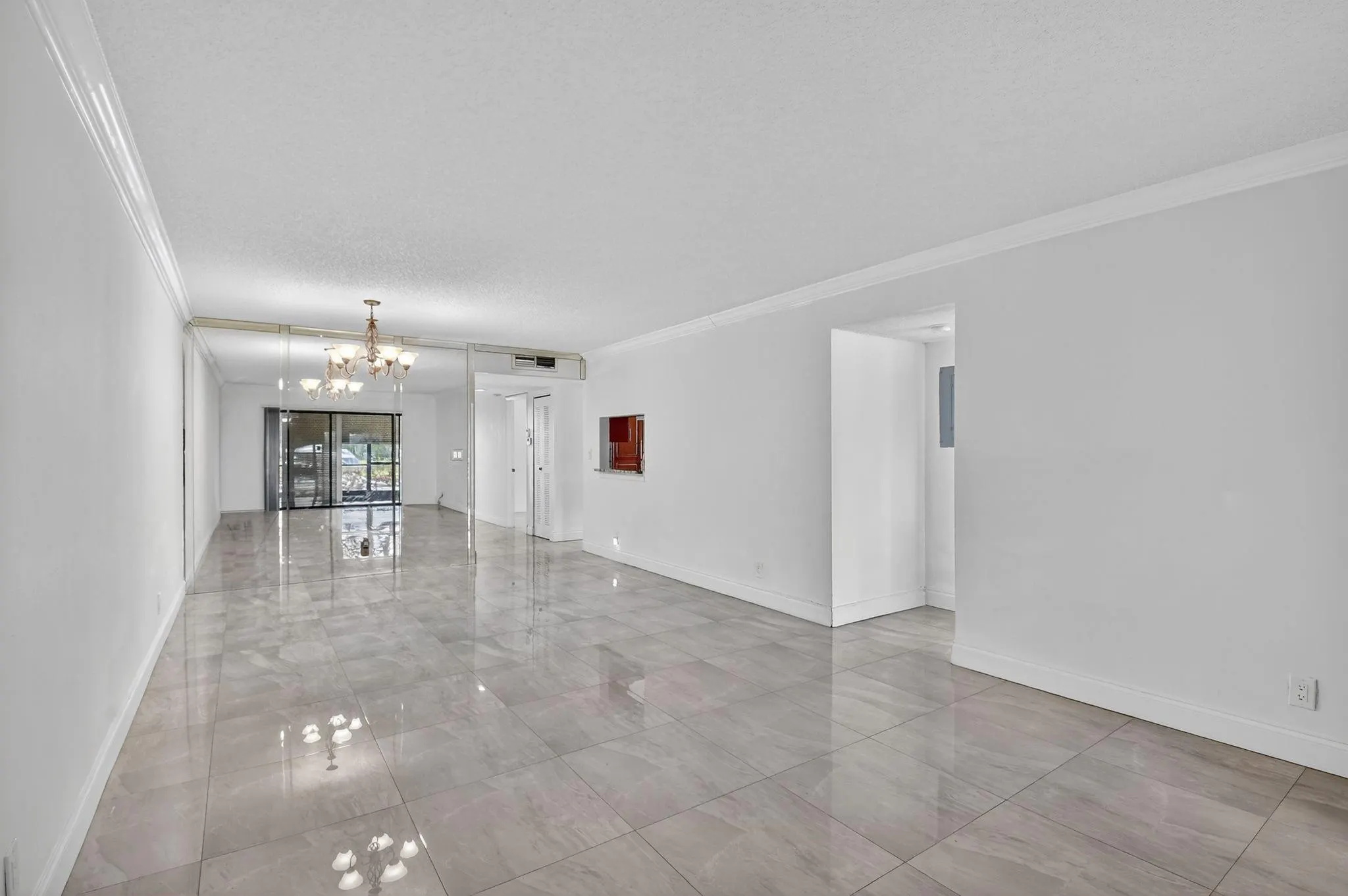 15401 Pembridge Ave, #13