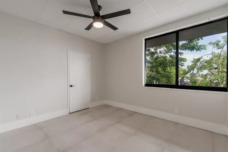 1541 Cordova Rd, #2
