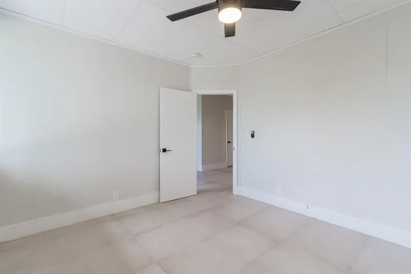 1541 Cordova Rd, #2