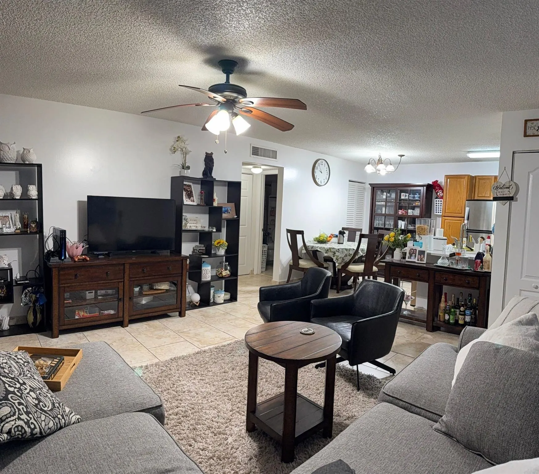 801 Lyons Rd, #19108