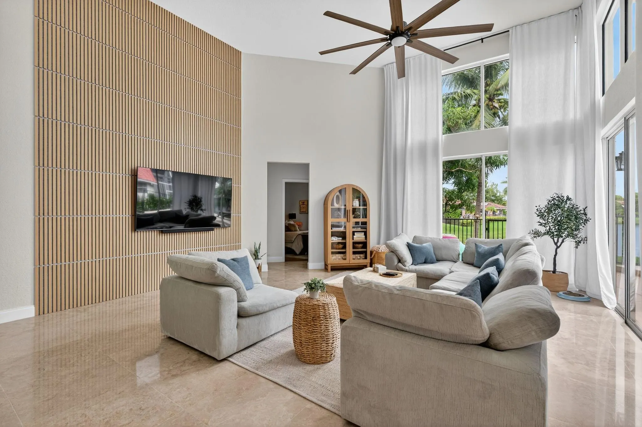 10211 NW 50th Pl
