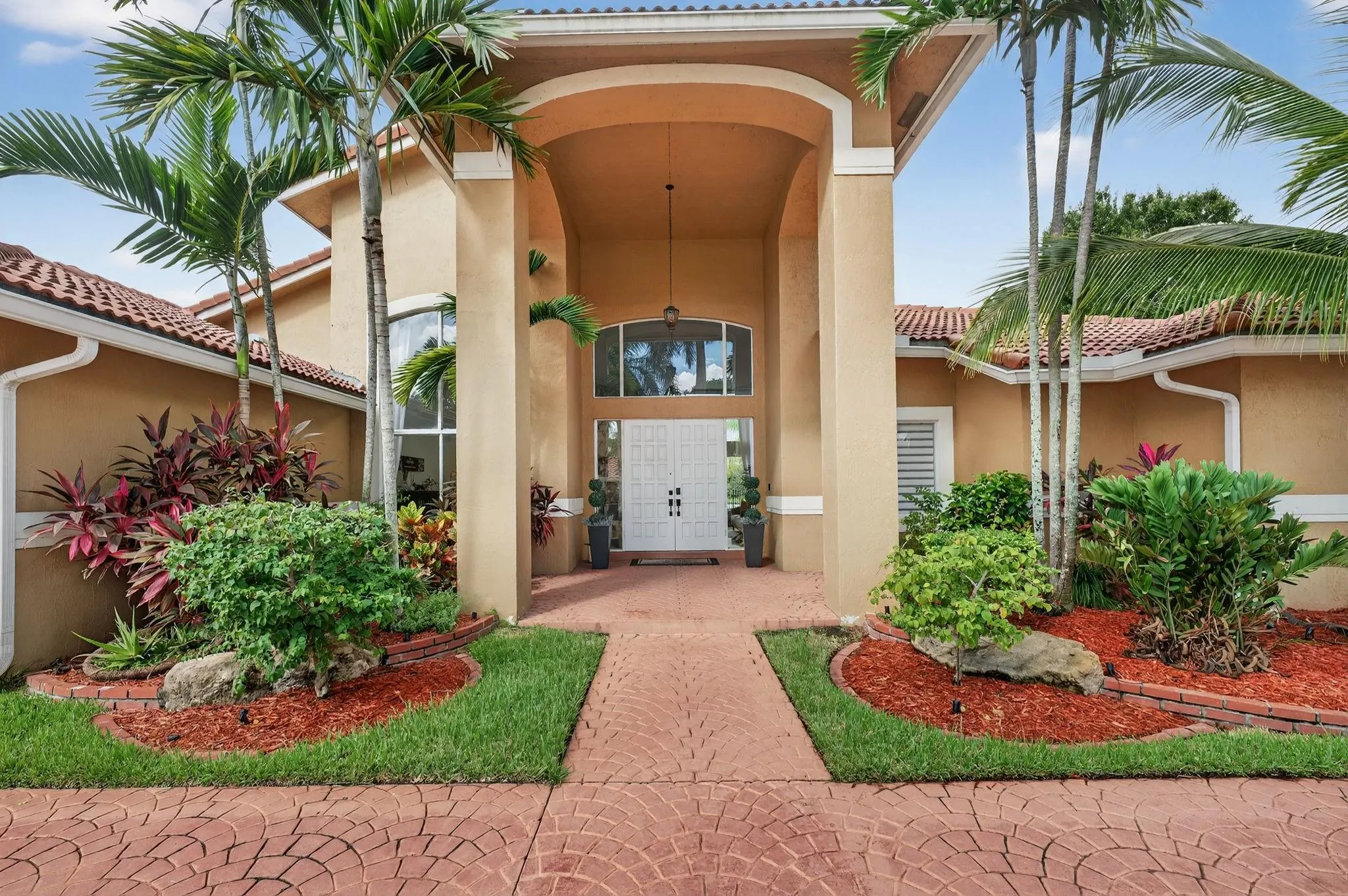 10211 NW 50th Pl