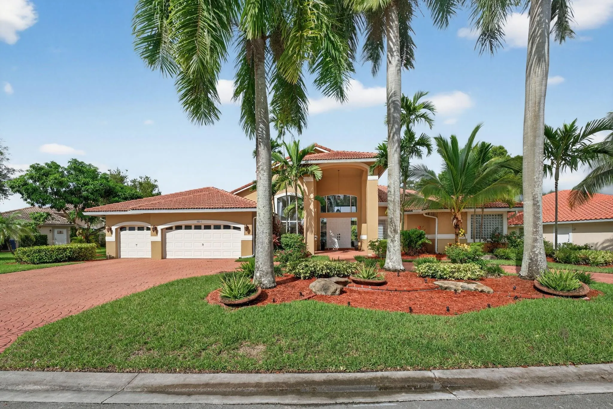 10211 NW 50th Pl