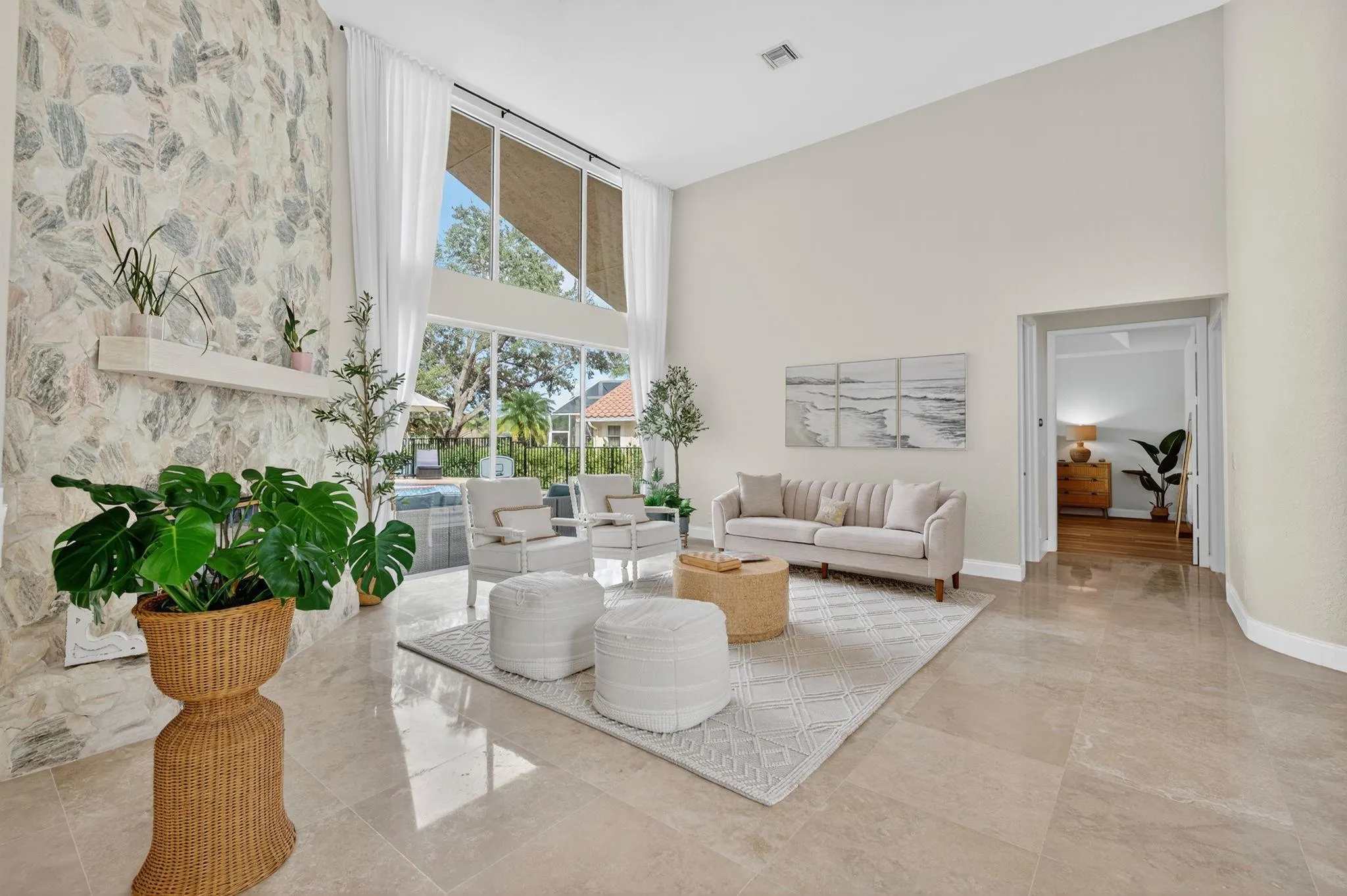 10211 NW 50th Pl