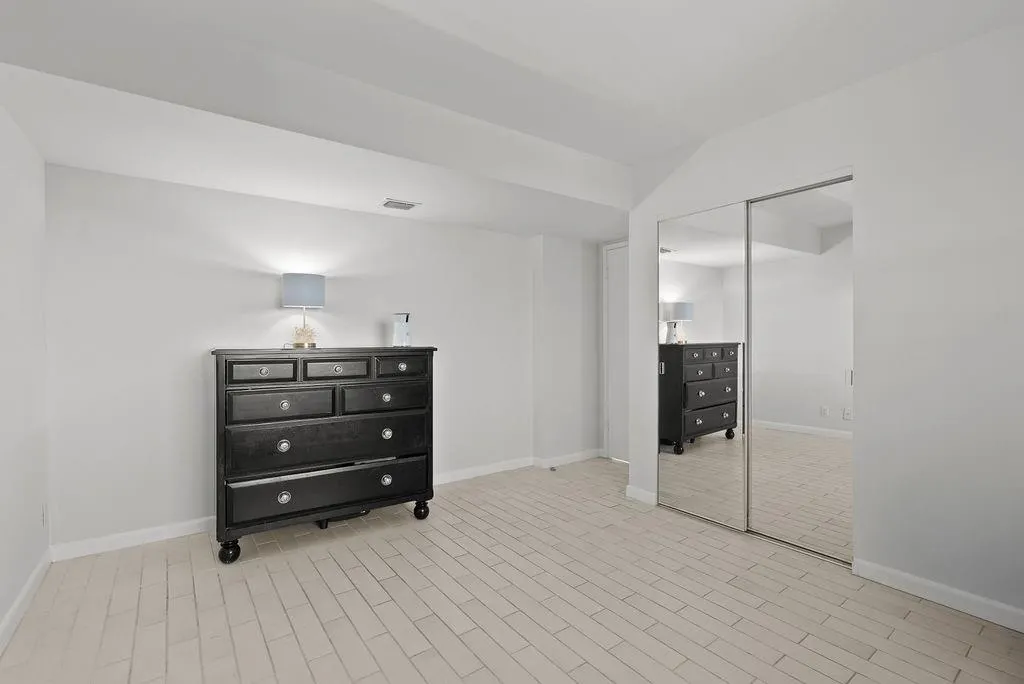 500 Egret Circle, #8507