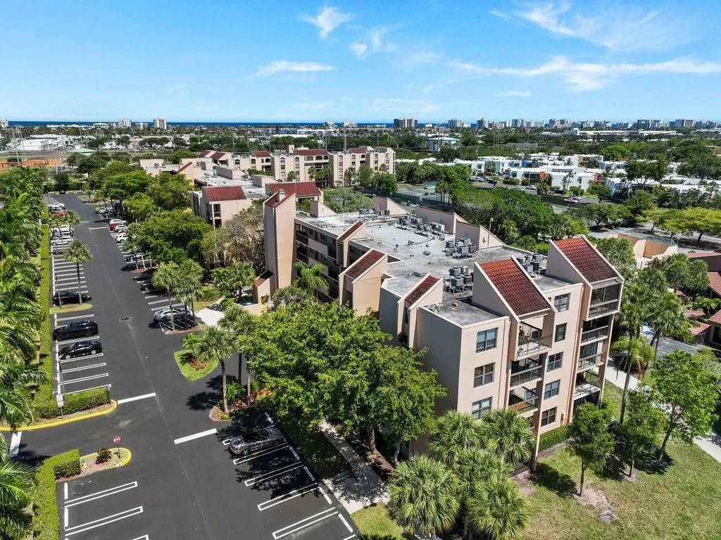 500 Egret Circle, #8507