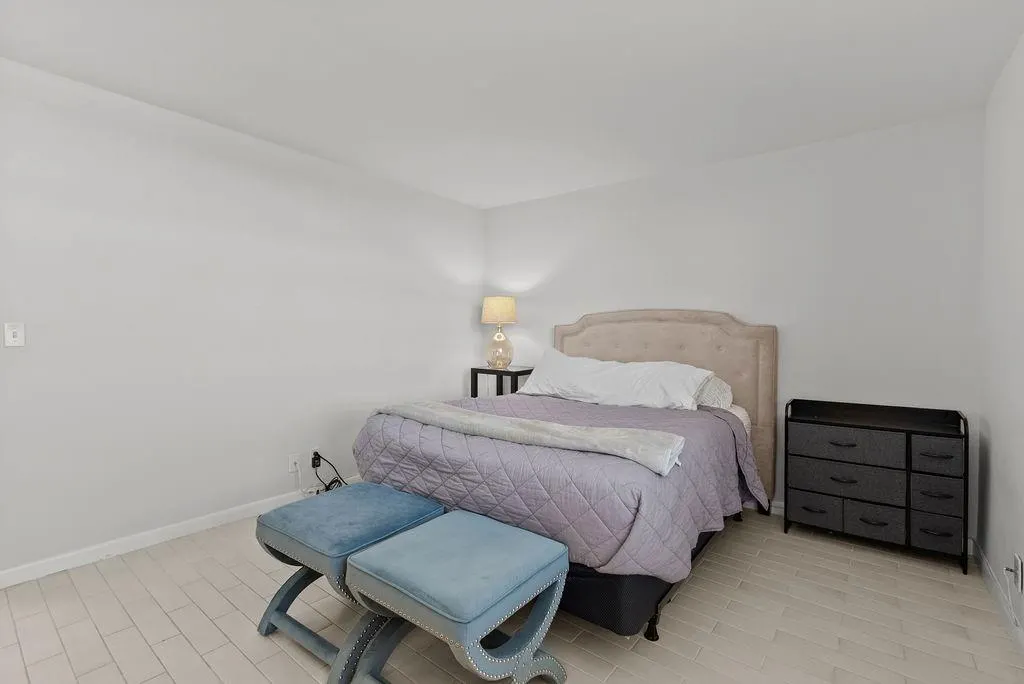500 Egret Circle, #8507