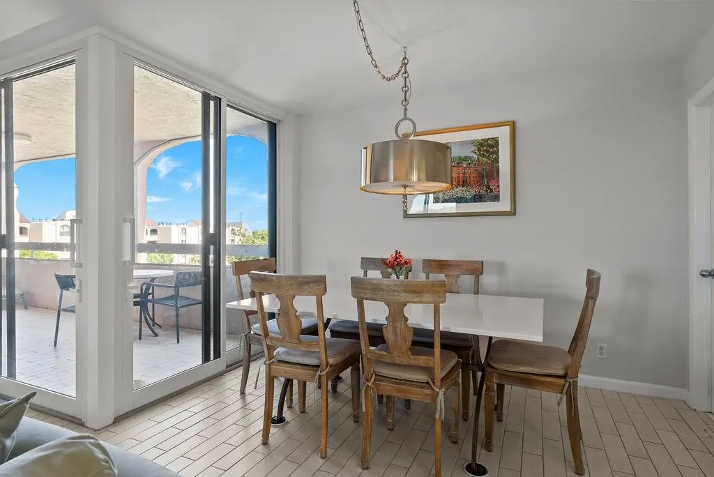 500 Egret Circle, #8507
