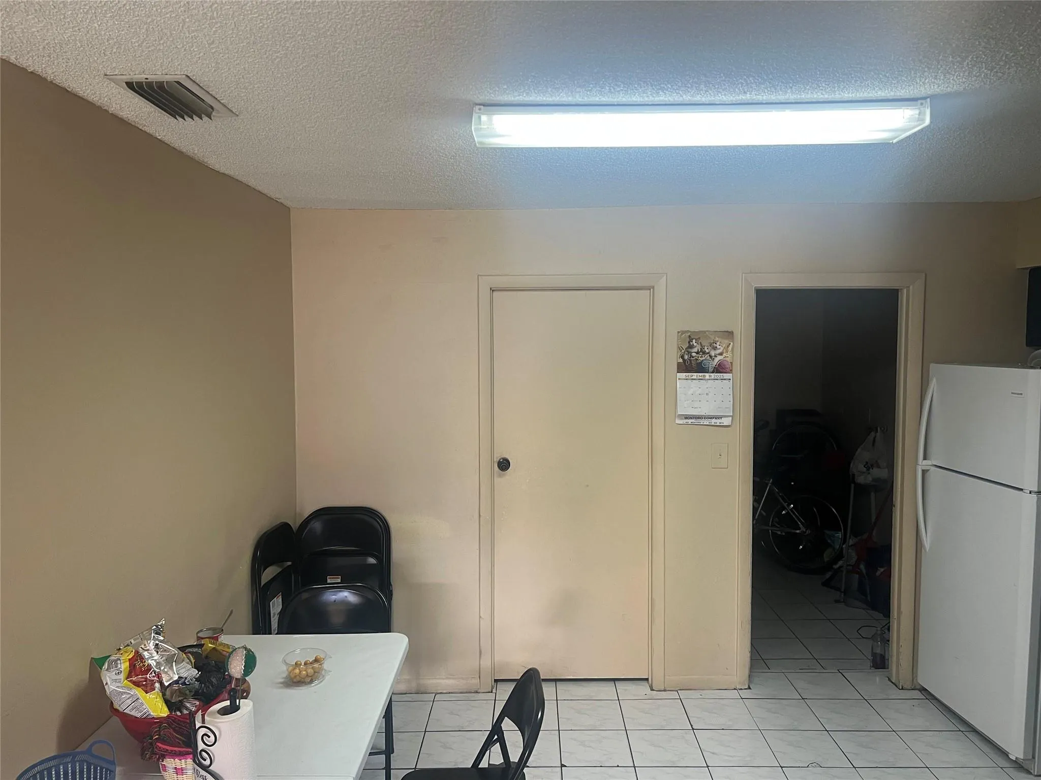 340-400 NE 44th St