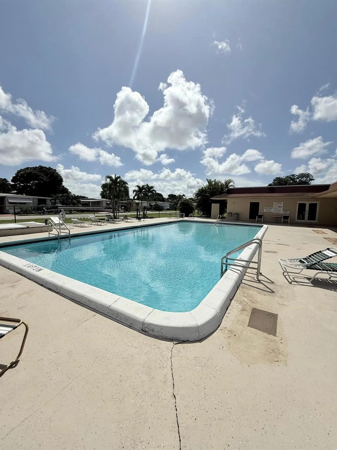 2090 SW 85th Ave