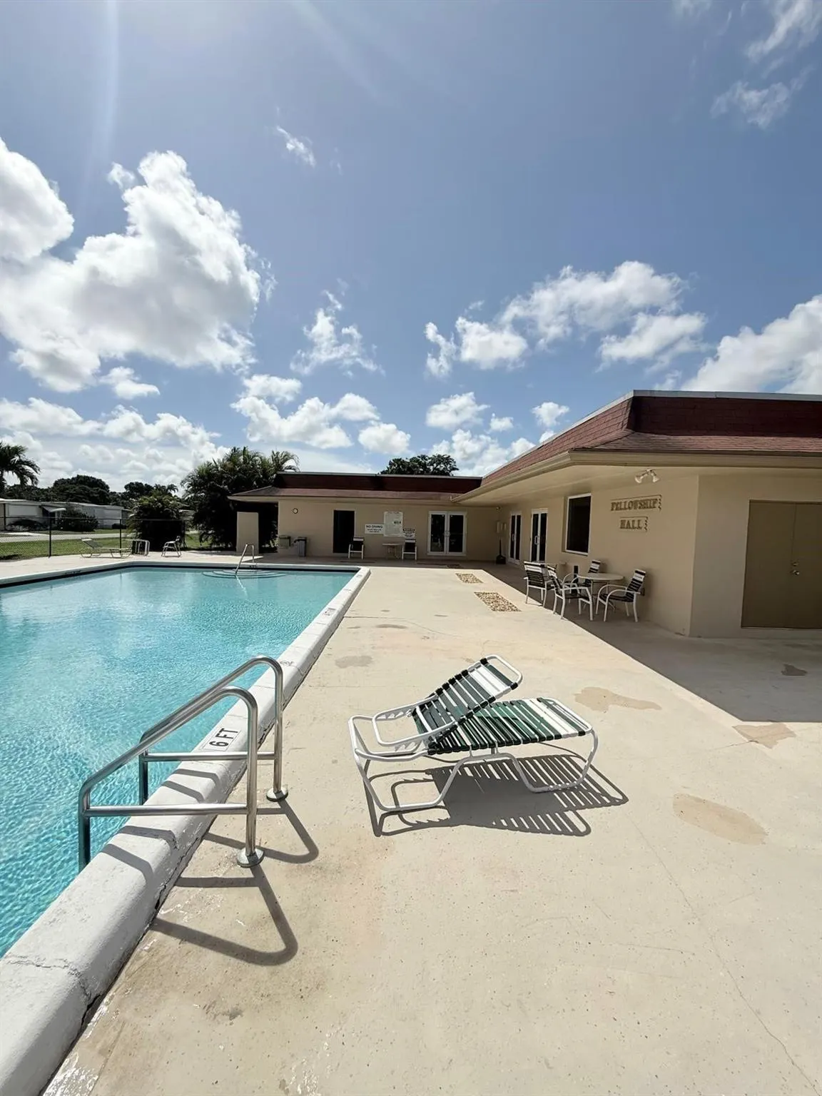 2090 SW 85th Ave