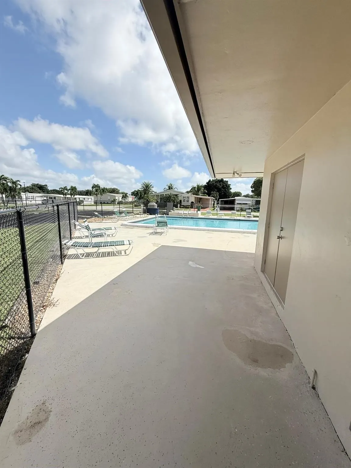 2090 SW 85th Ave