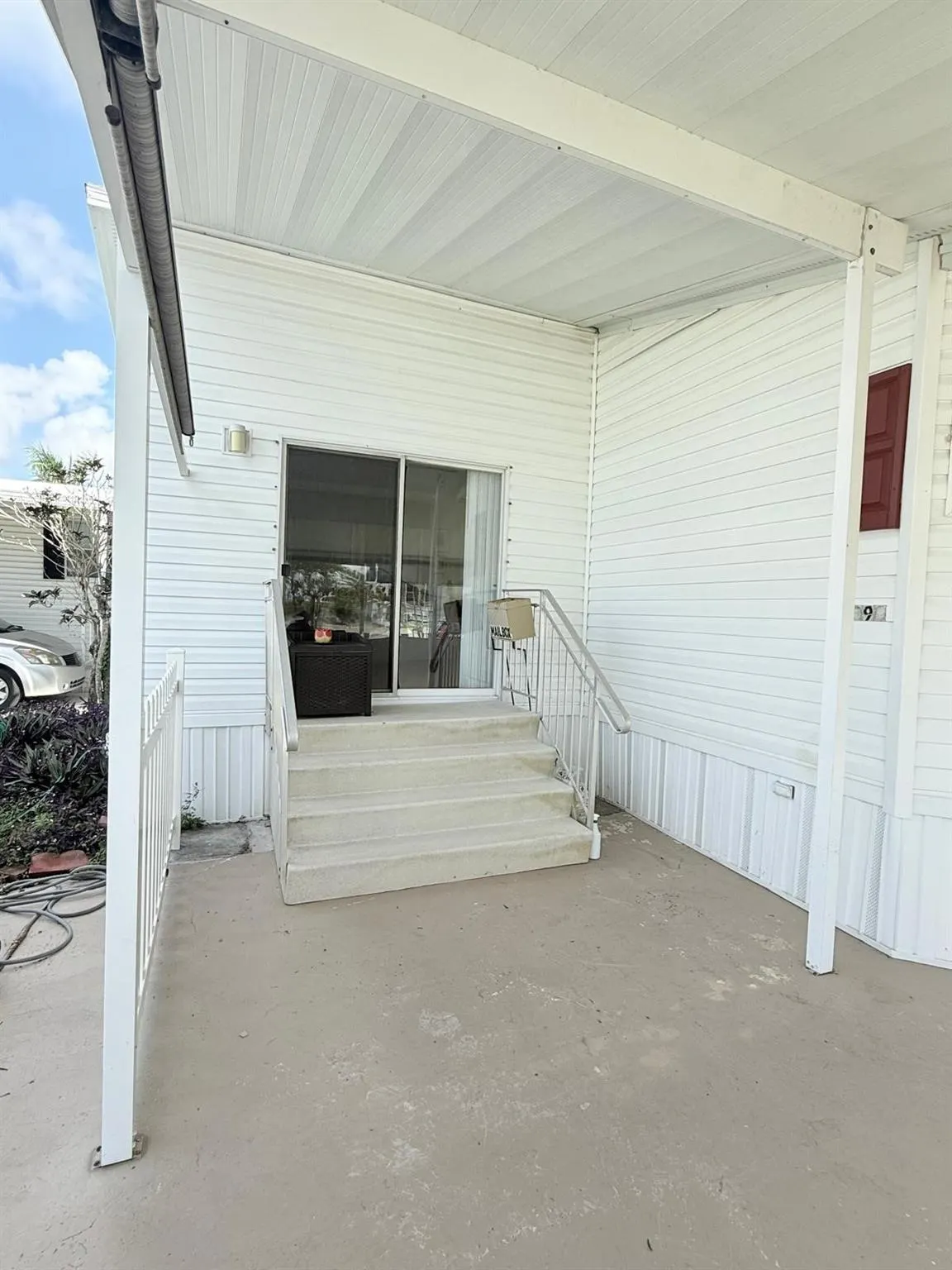 2090 SW 85th Ave
