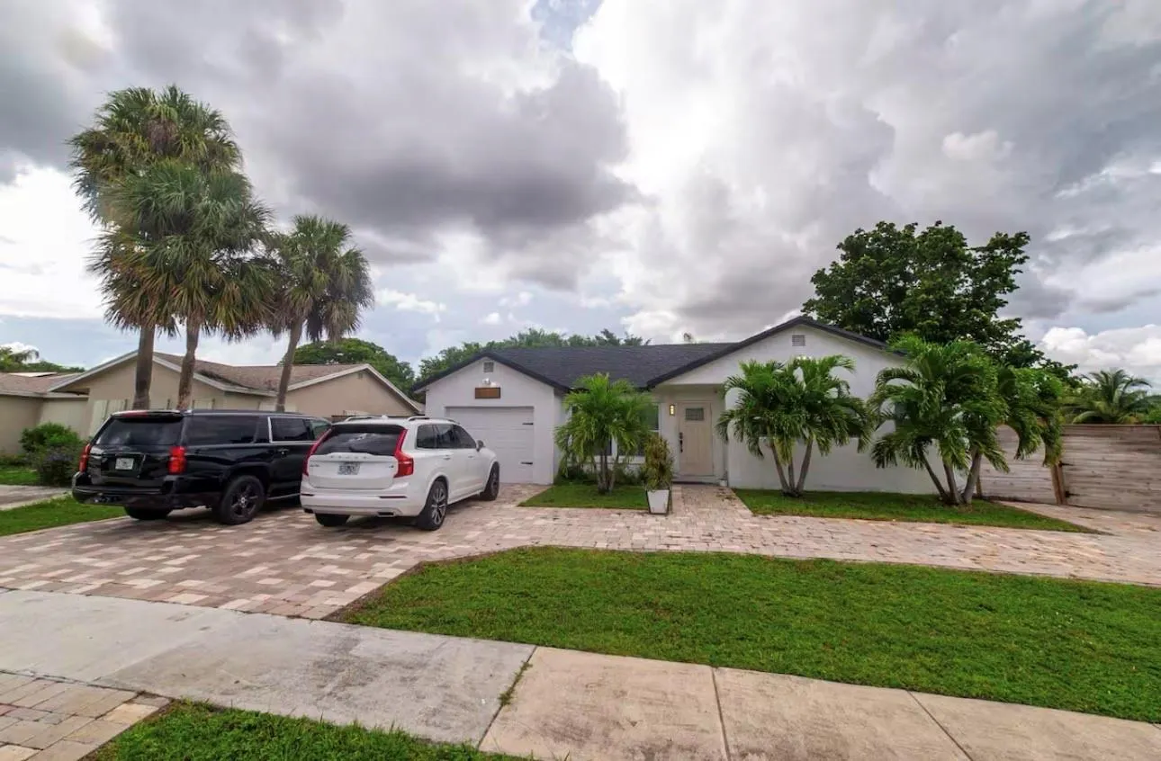 9171 SW 18th Rd