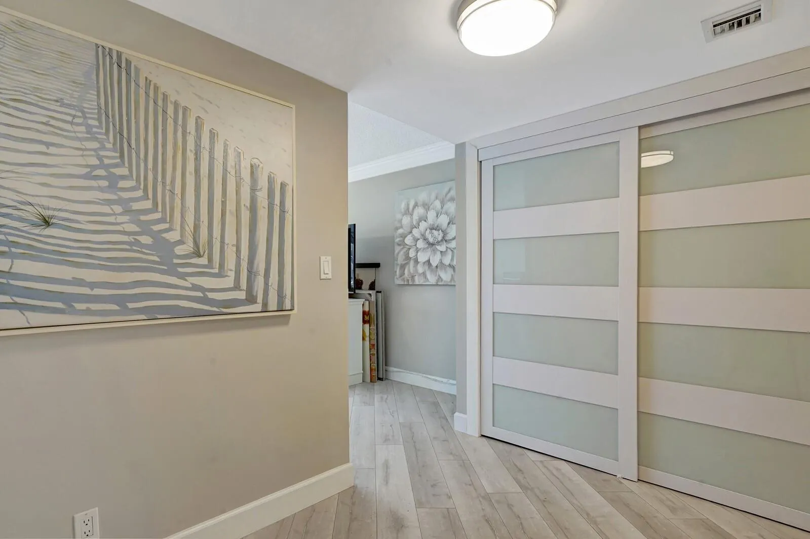 4100 Galt Ocean Dr, #305