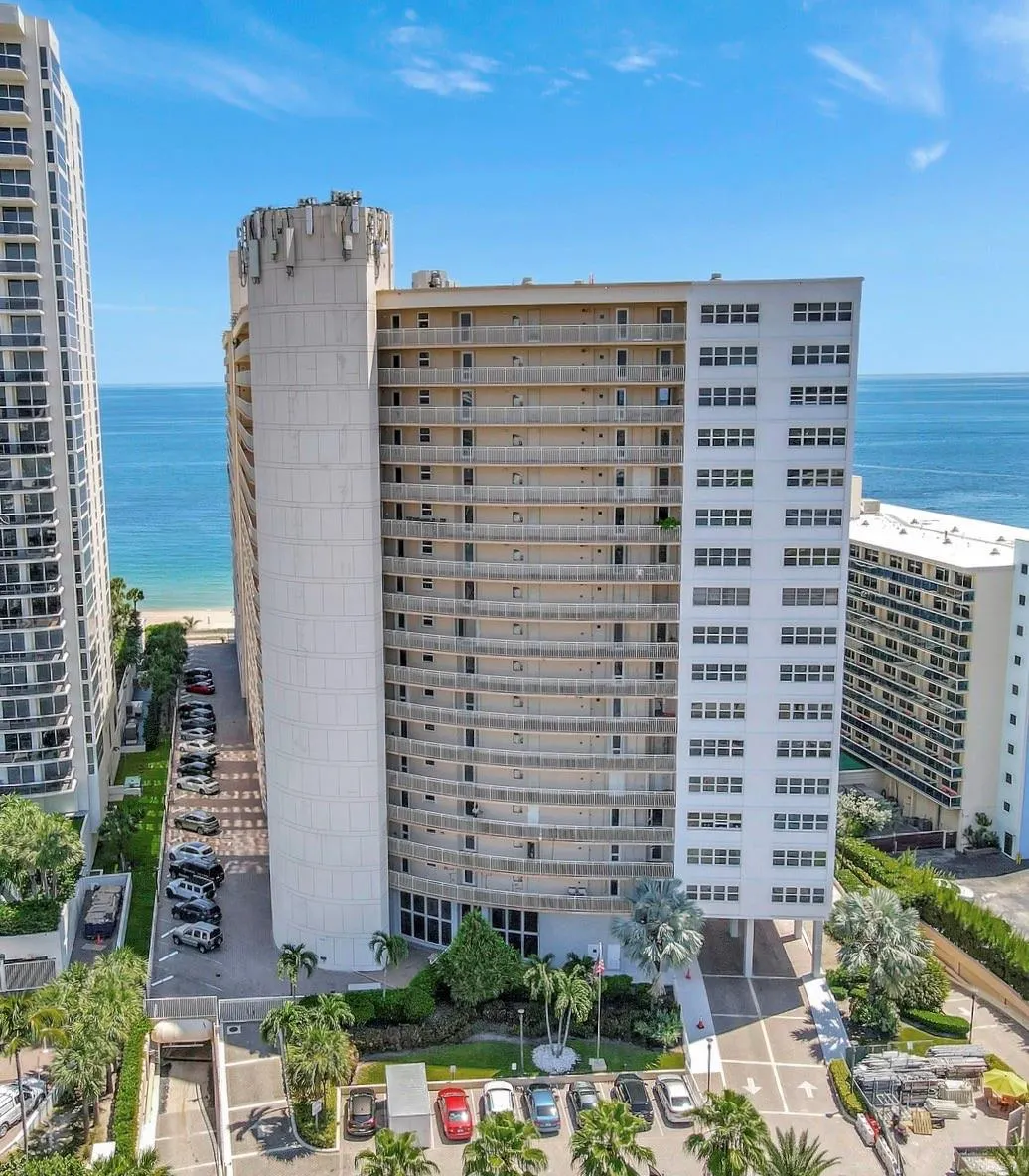 4100 Galt Ocean Dr, #305