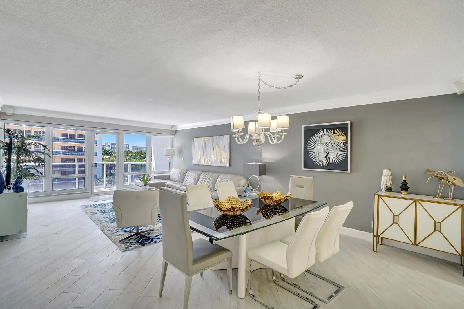 4100 Galt Ocean Dr, #305