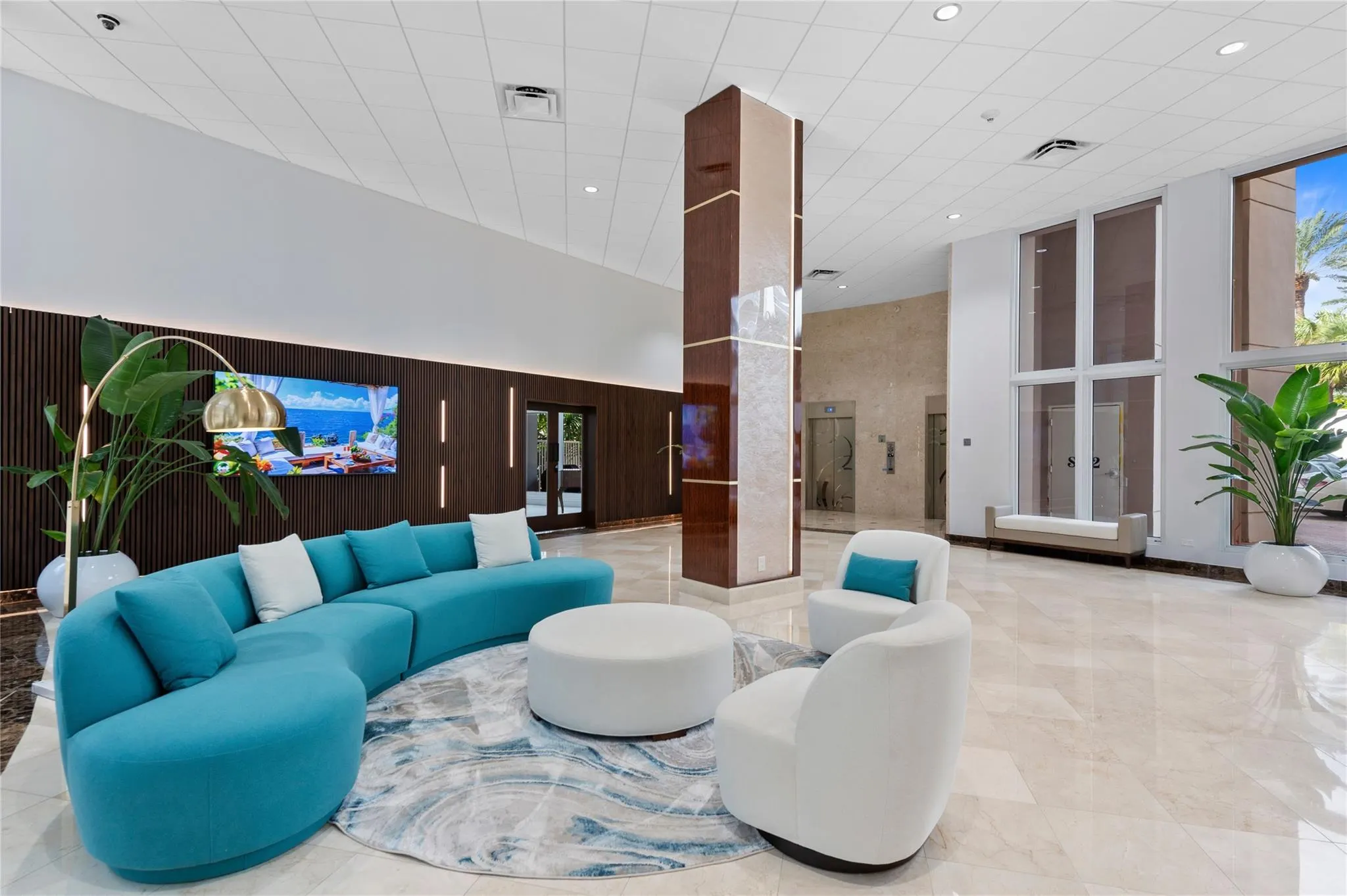 4100 Galt Ocean Dr, #305