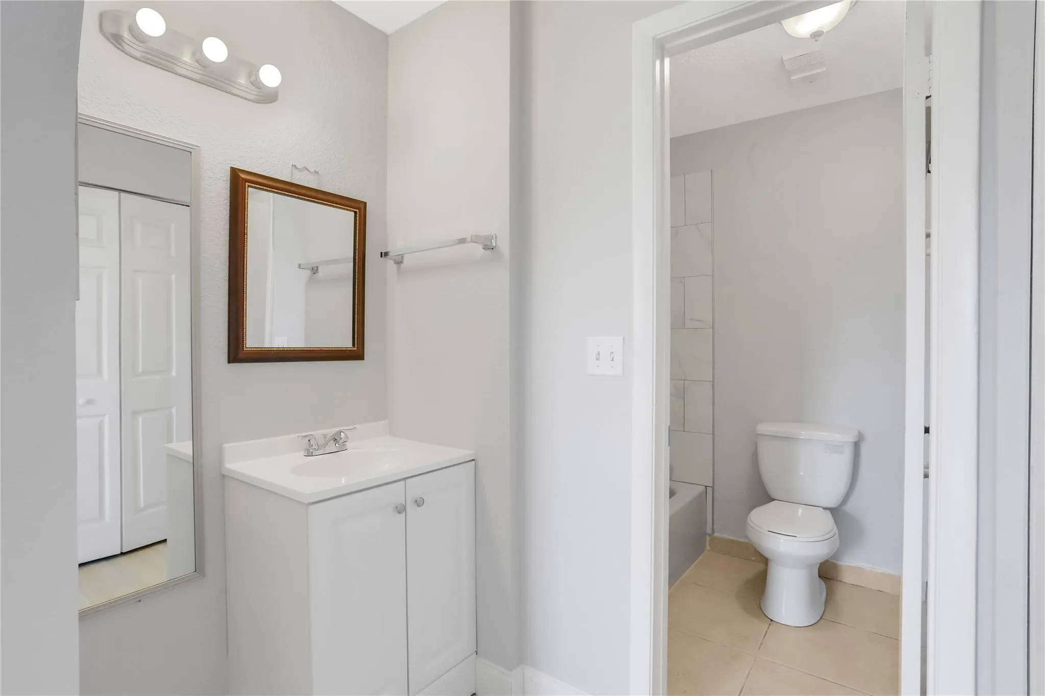 10131 W Sunrise Blvd, #306
