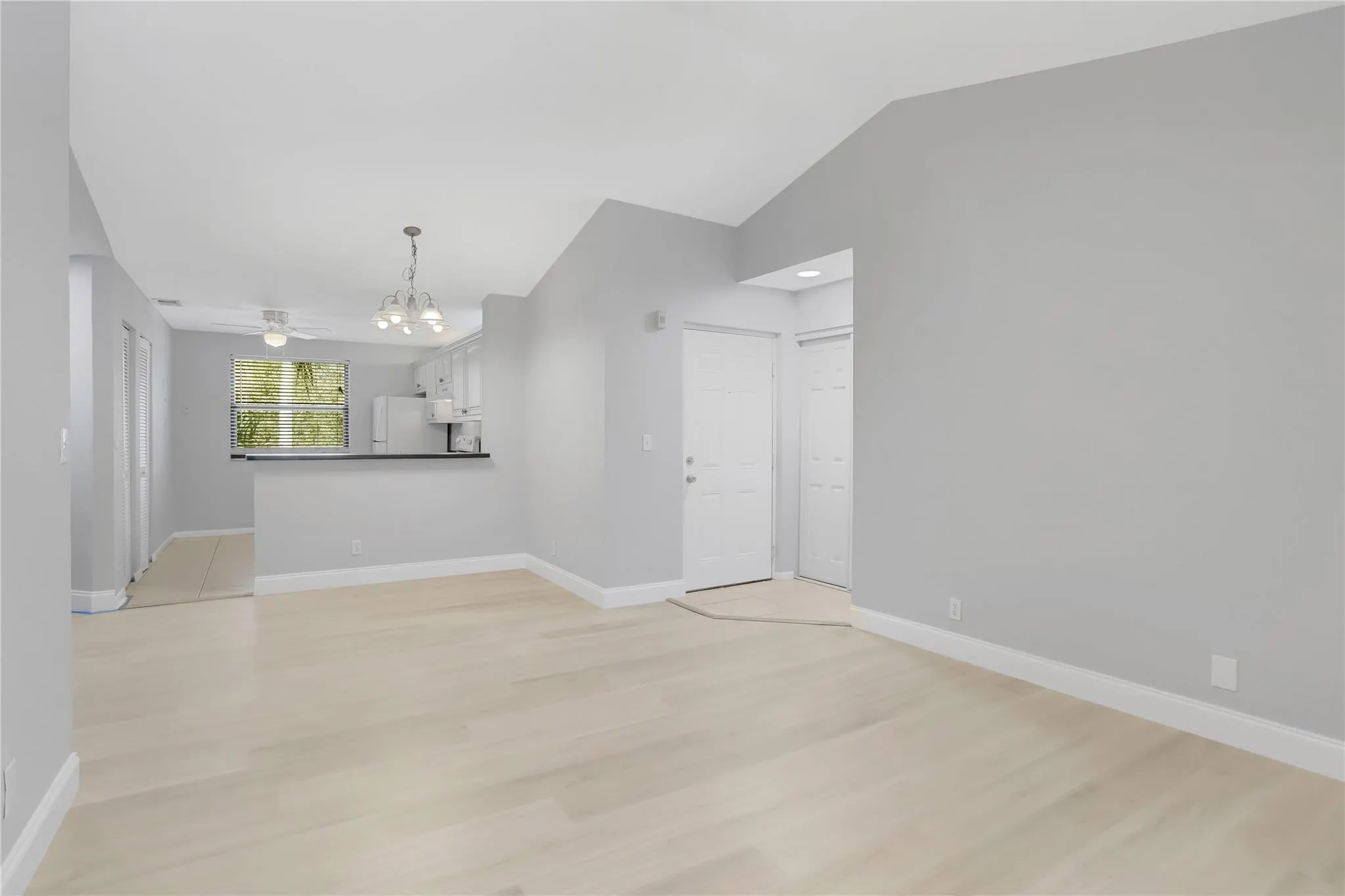 10131 W Sunrise Blvd, #306