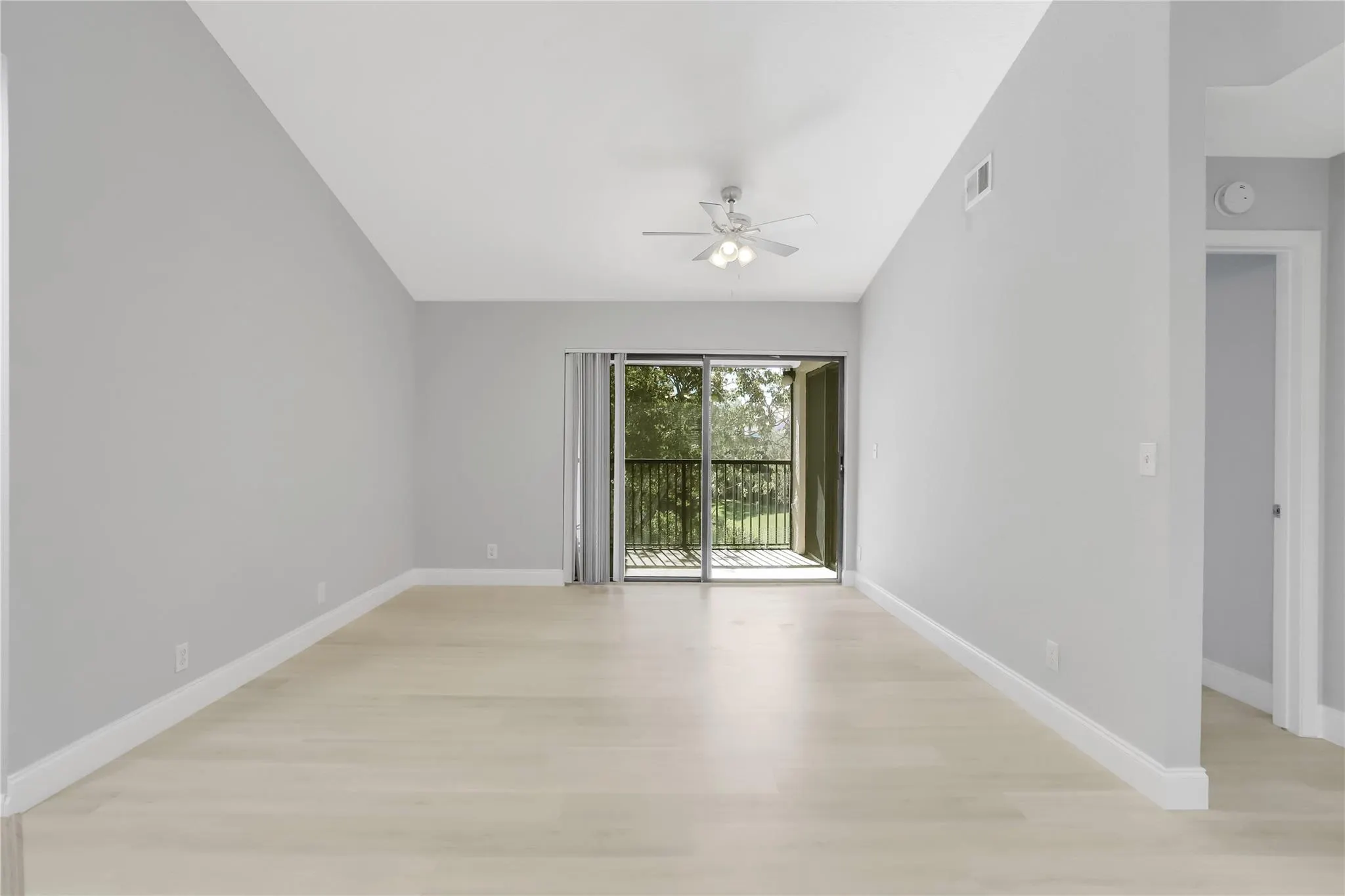 10131 W Sunrise Blvd, #306