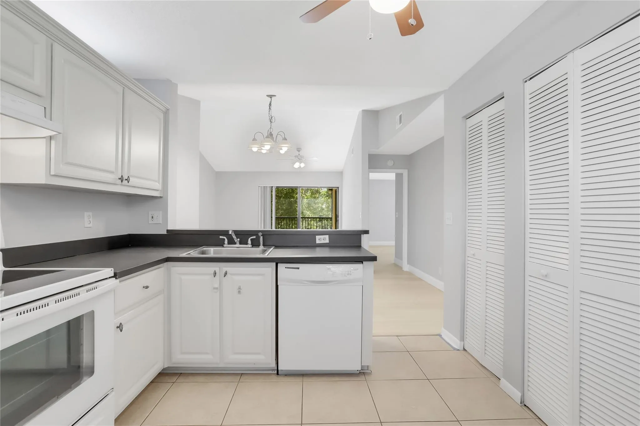 10131 W Sunrise Blvd, #306