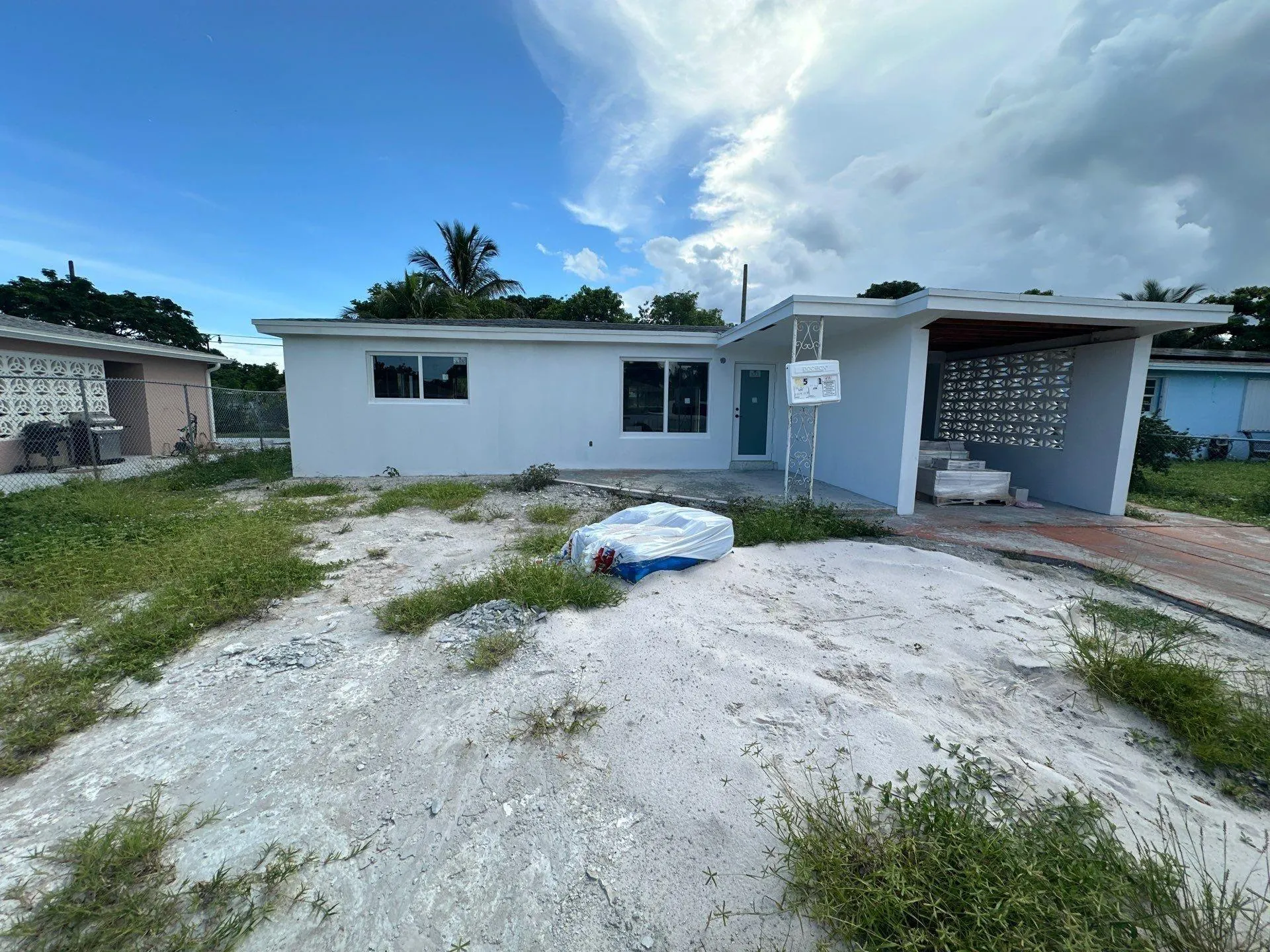 216 NE 26th St