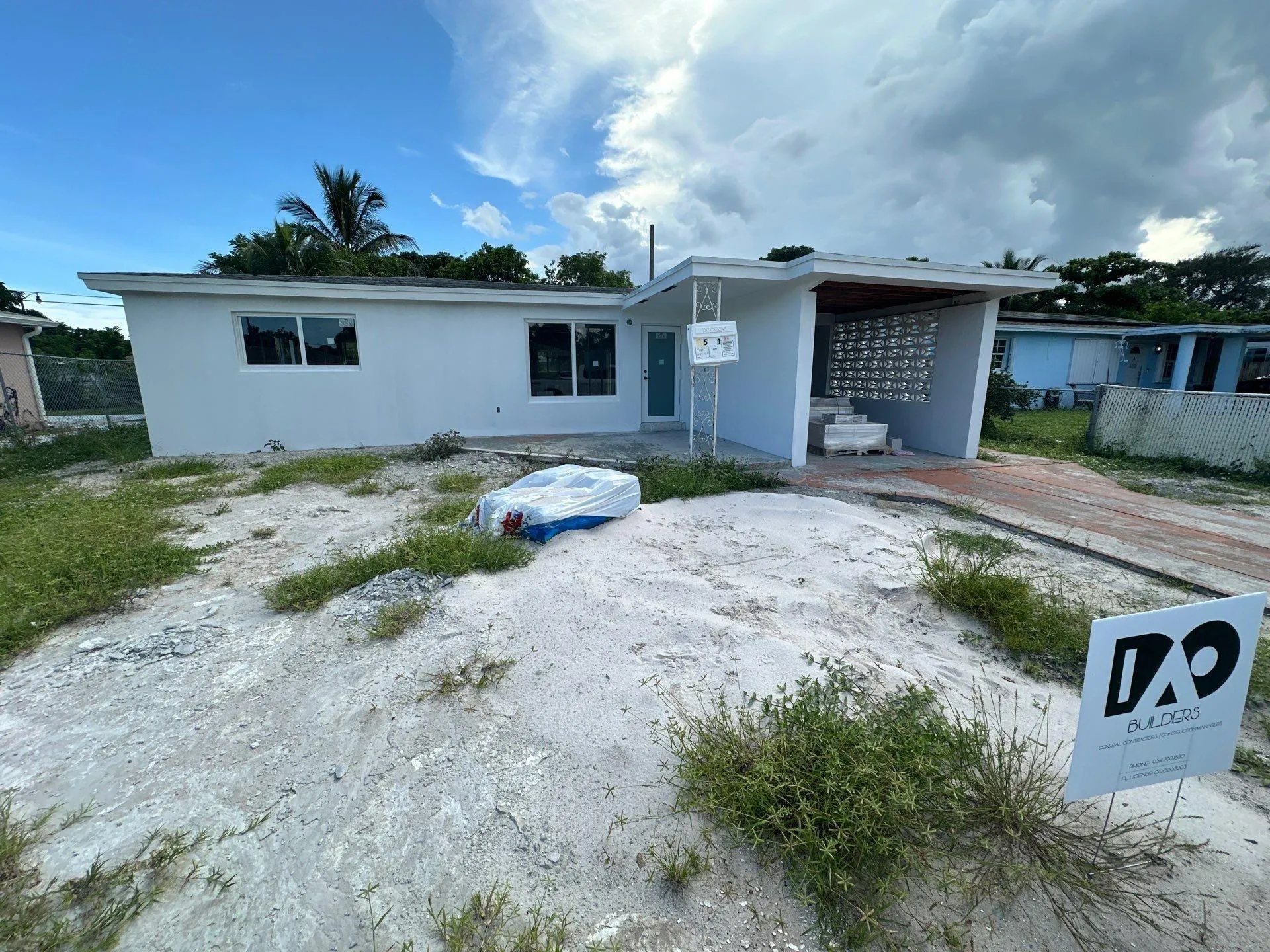 216 NE 26th St