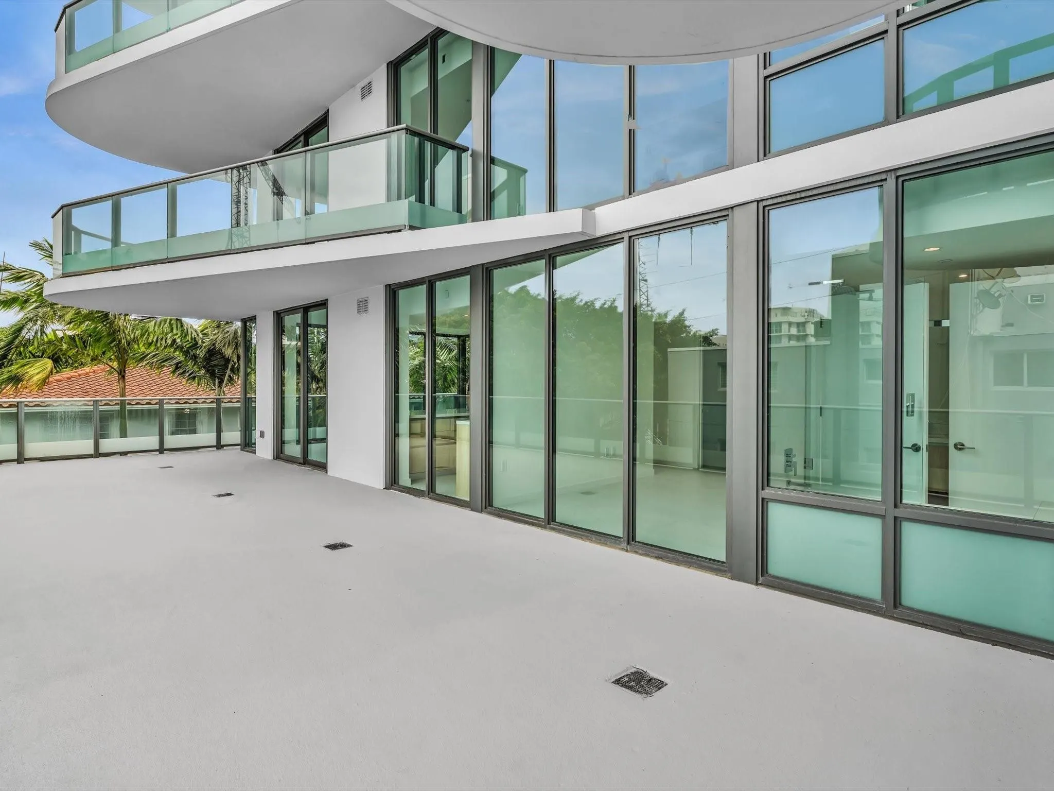 9901 W Bay Harbor Dr, #304