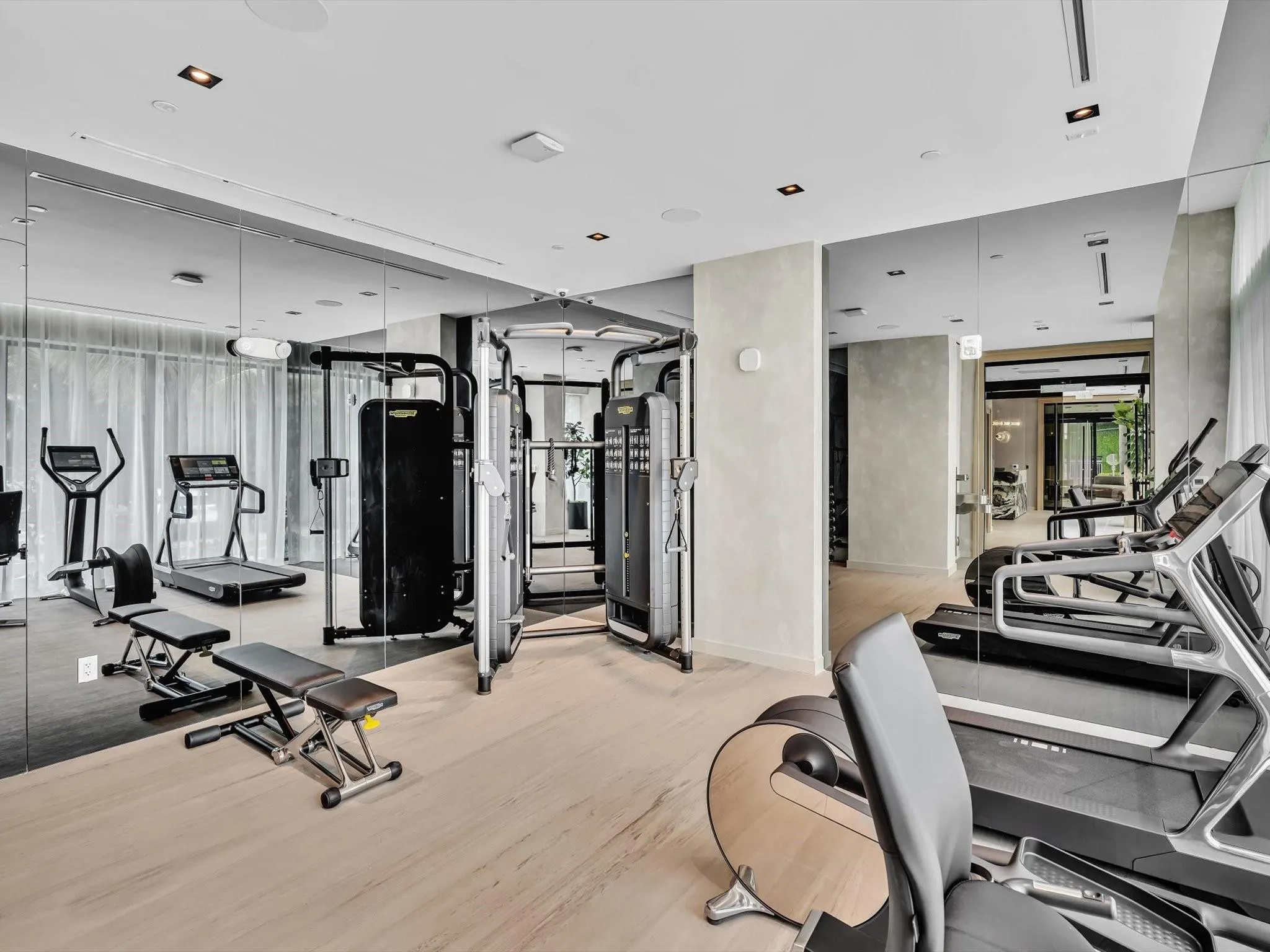 9901 W Bay Harbor Dr, #304