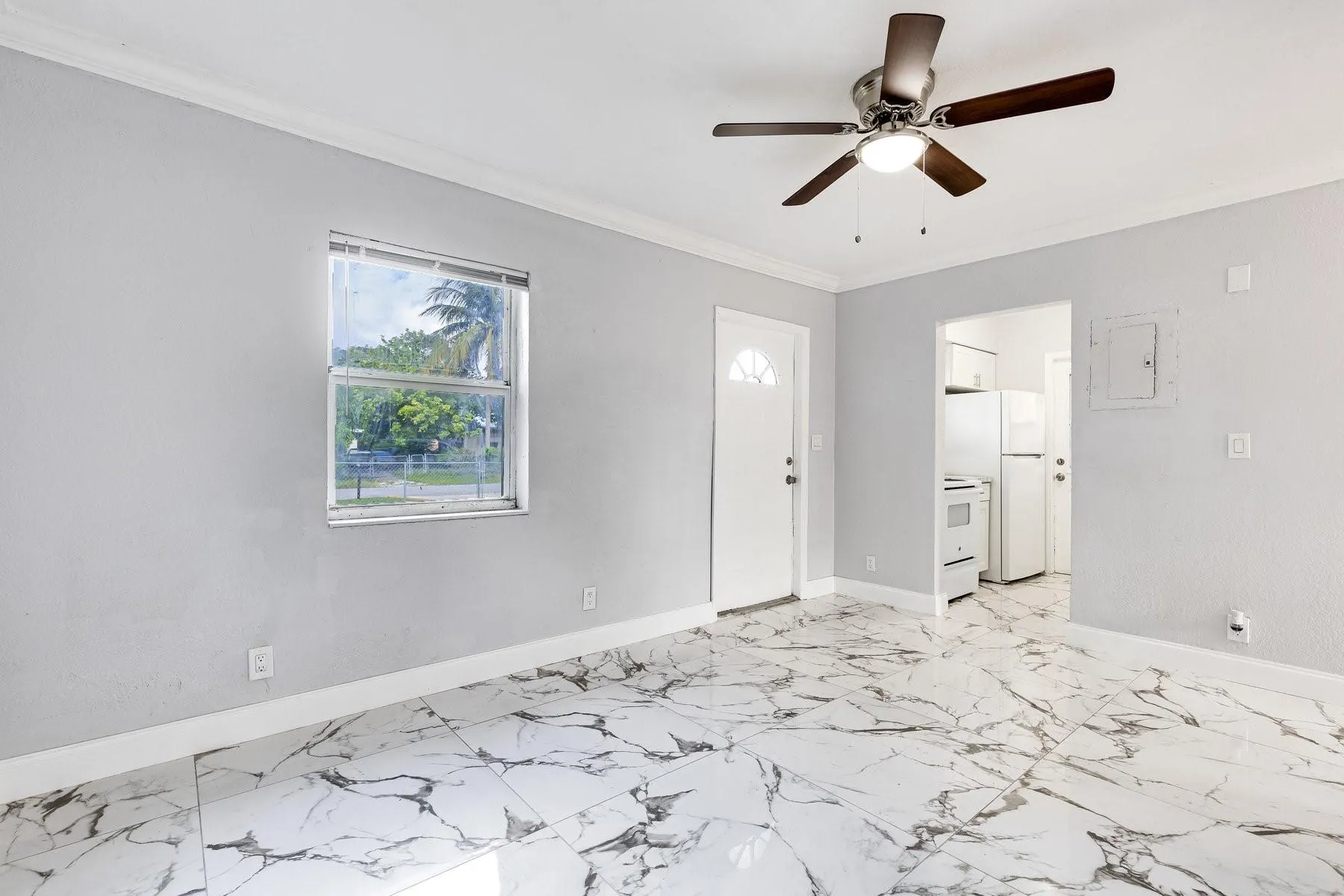1729 Lauderdale Manor Drive