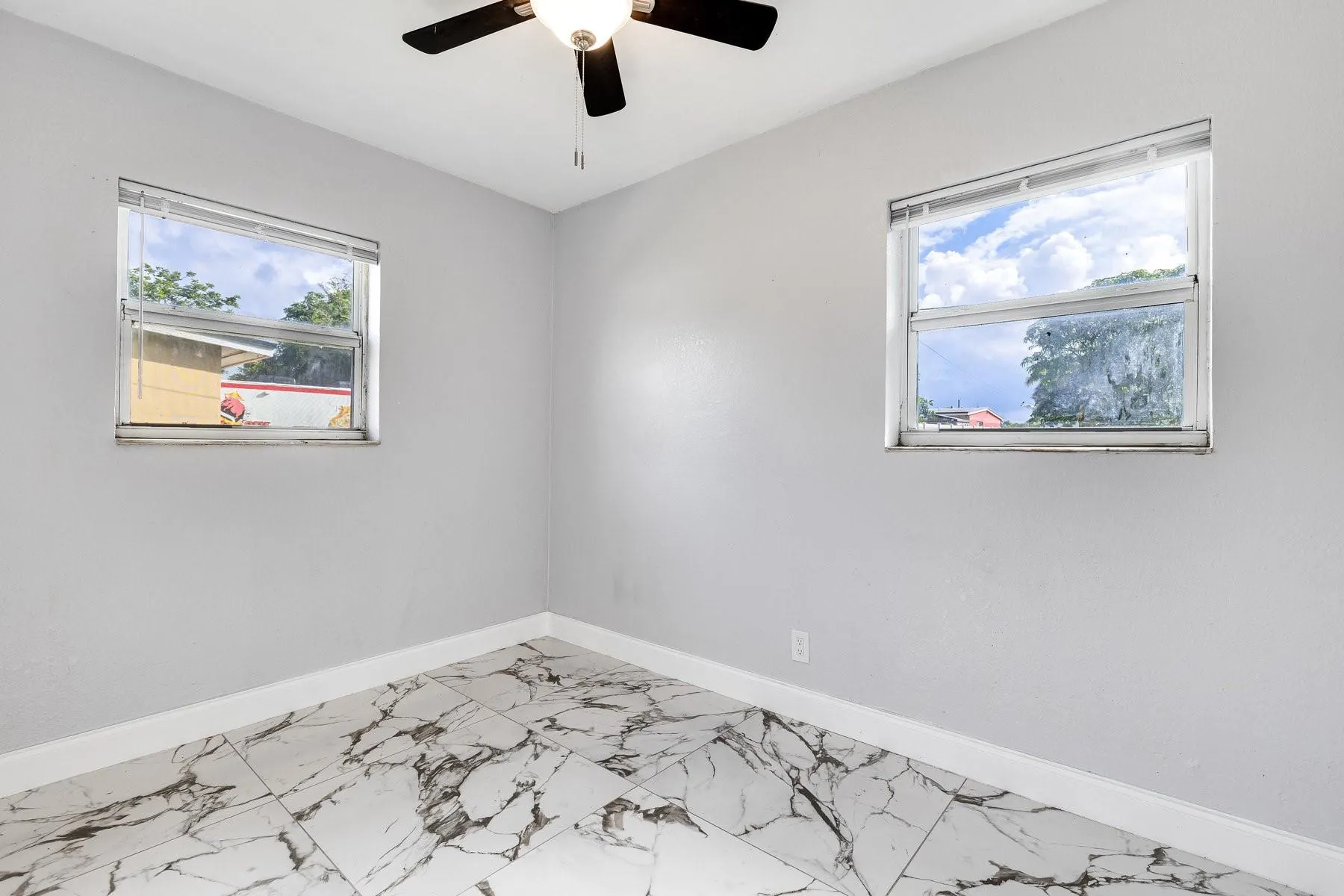 1729 Lauderdale Manor Drive