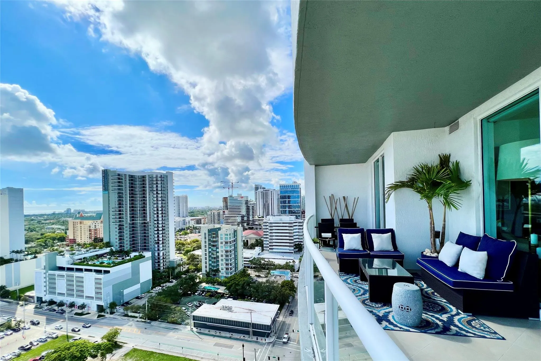 315 NE 3rd Ave, #2107