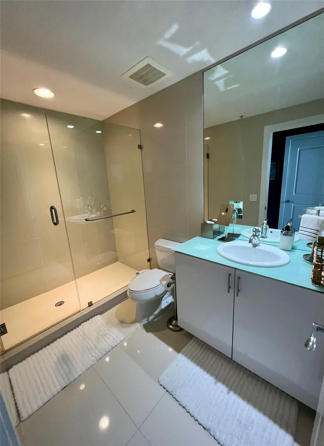 315 NE 3rd Ave, #2107