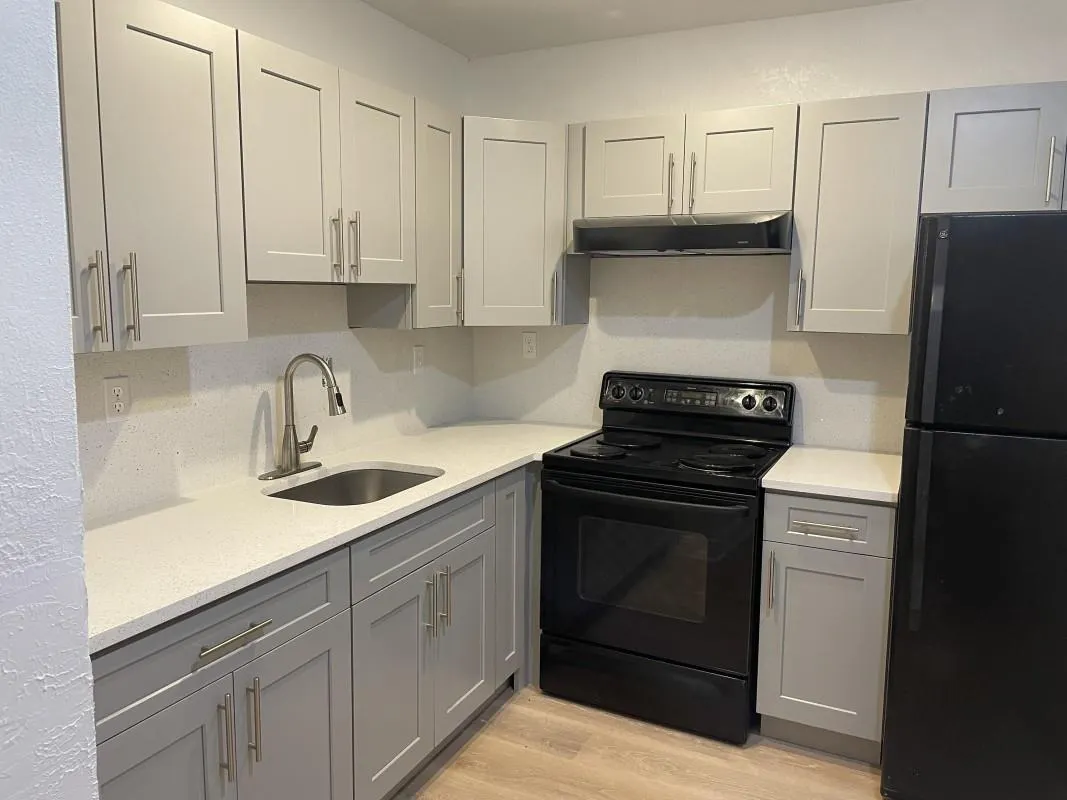 1471 NW 22nd St